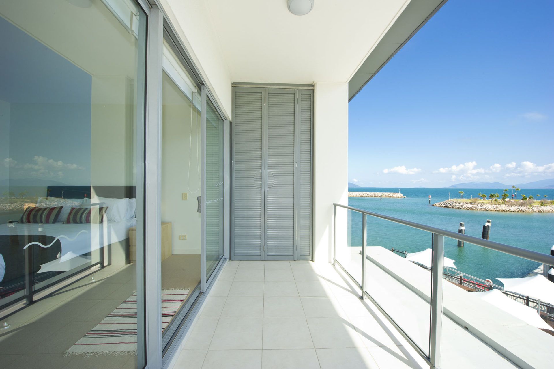 Blue On Blue Superior Studio Room