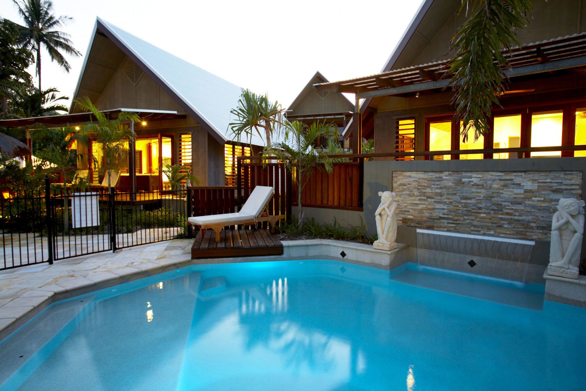 Pure Magnetic Villa
