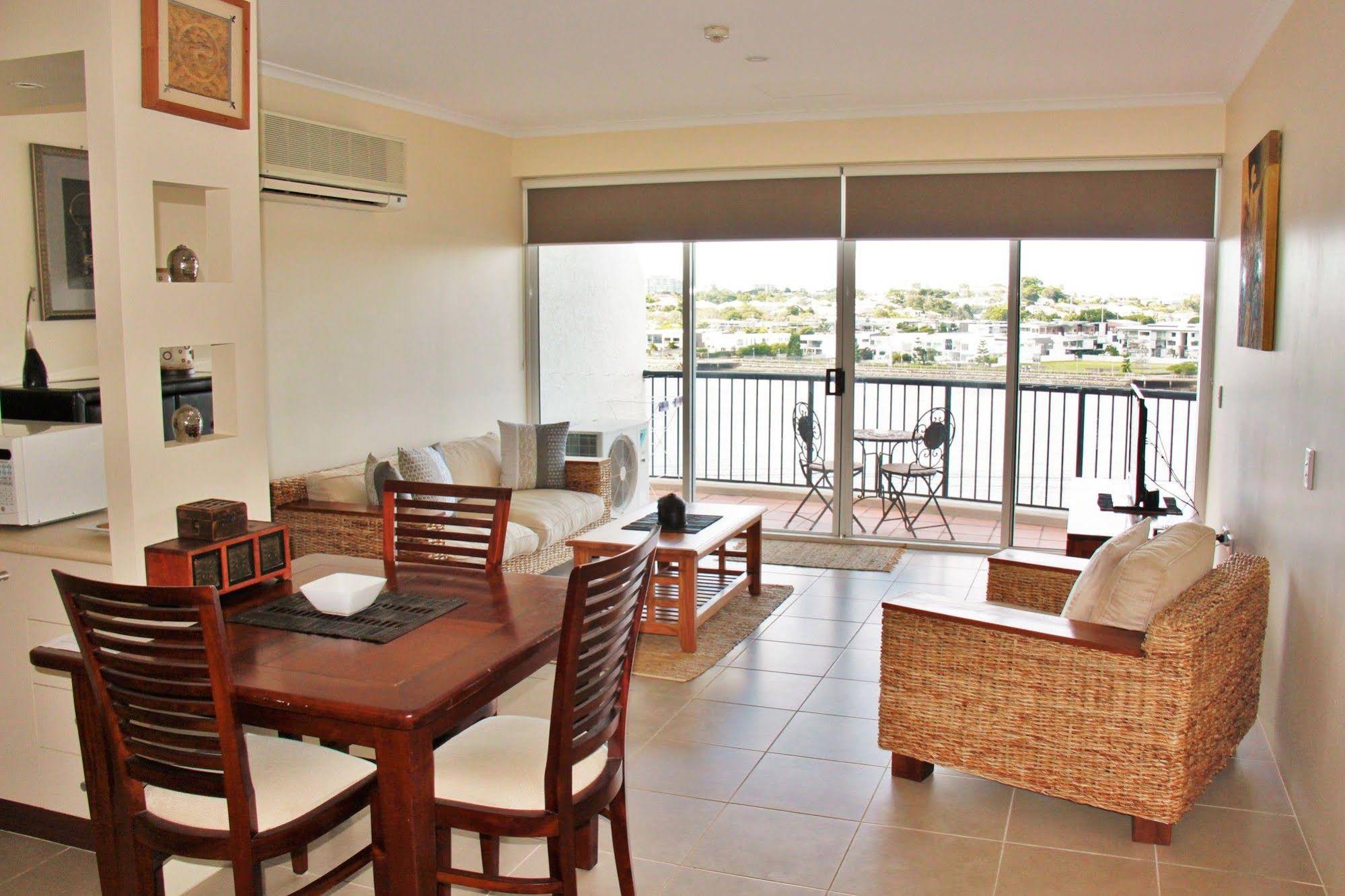 Goldsborough Place Apartments