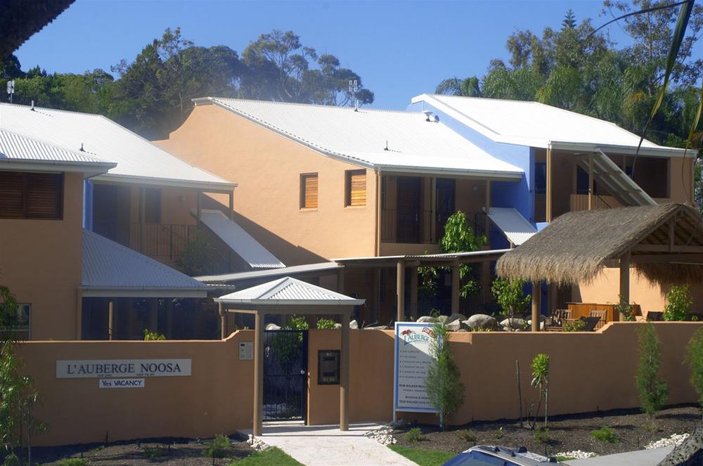 L'Auberge Apartments Noosa