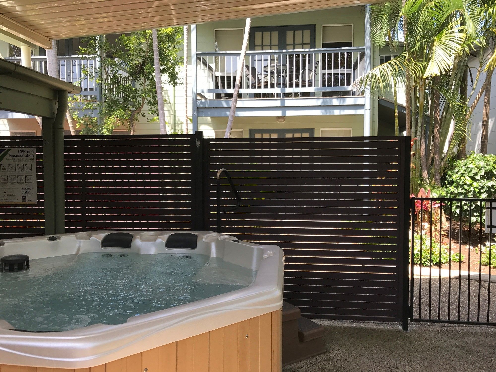 Coral Beach Noosa Resort