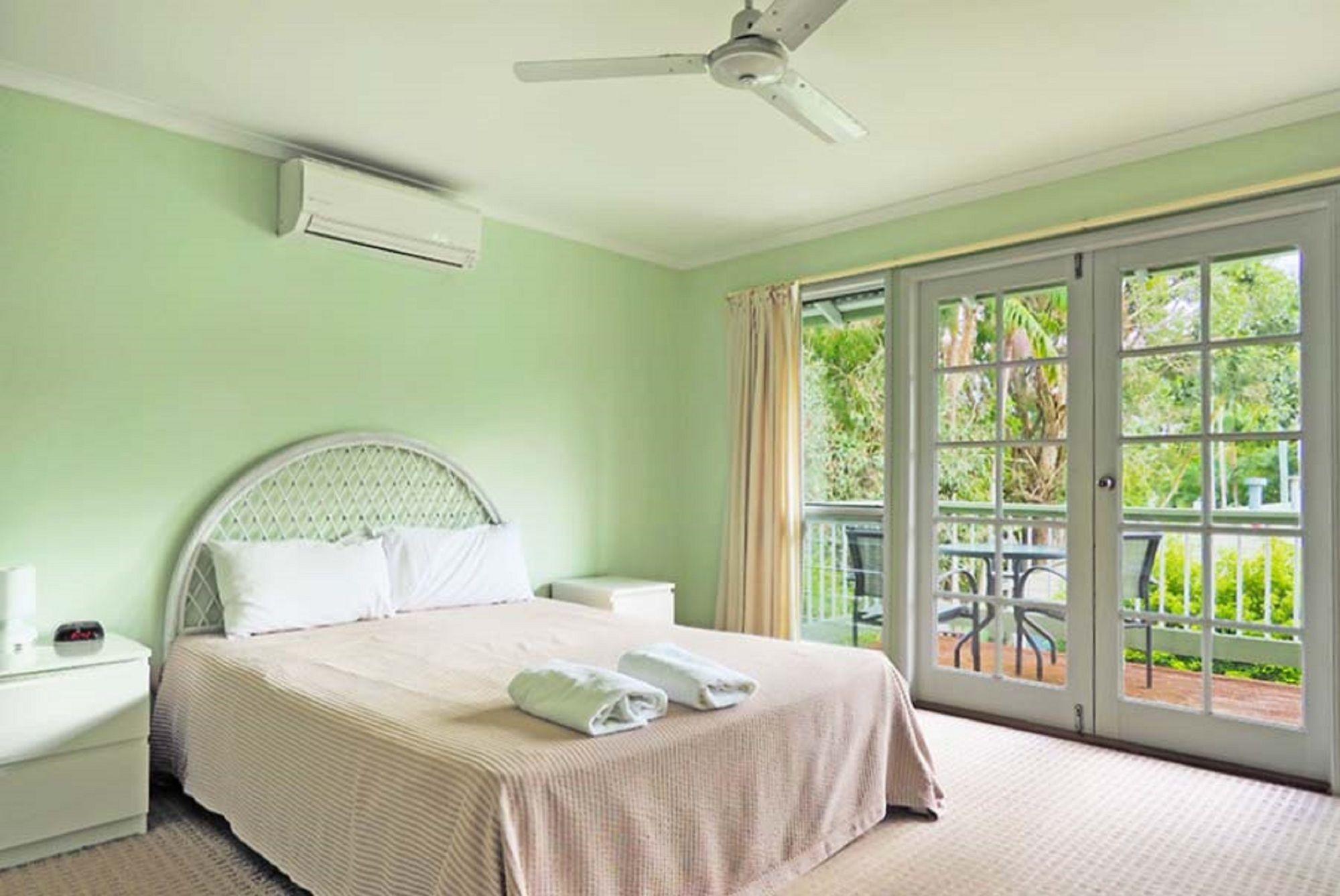 Coral Beach Noosa Resort