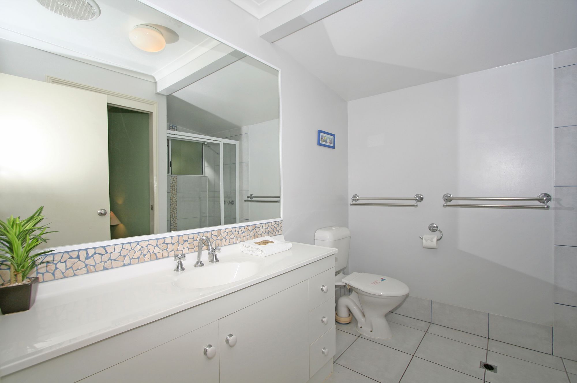 Coral Beach Noosa Resort