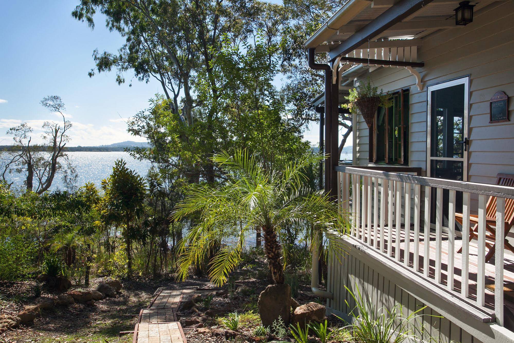 Eumarella Shores Noosa Lake Retreat