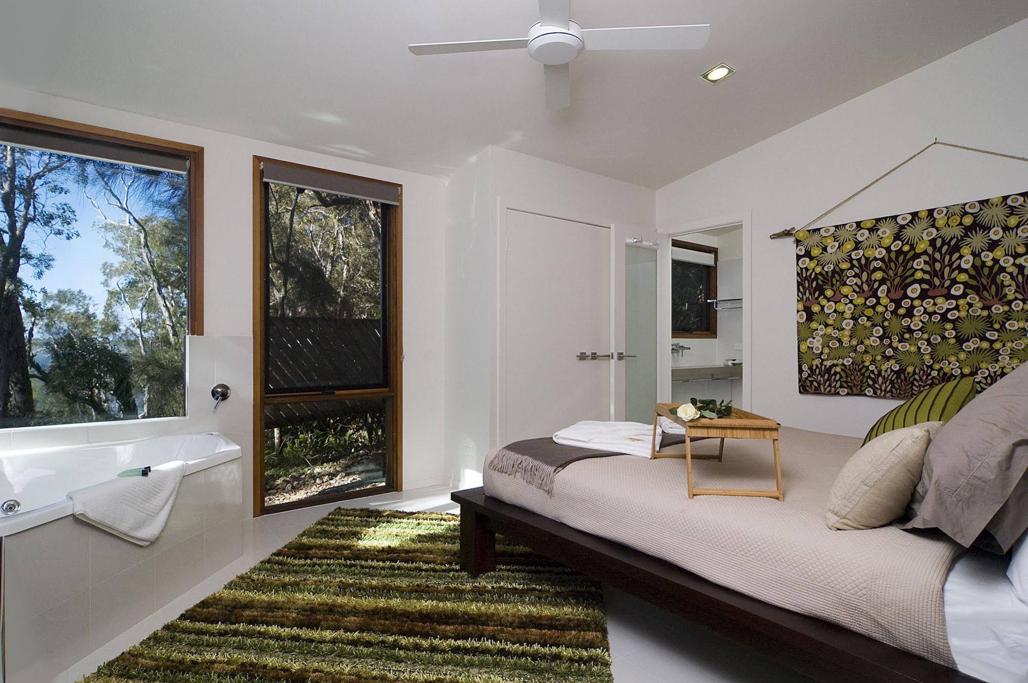 Eumarella Shores Noosa Lake Retreat