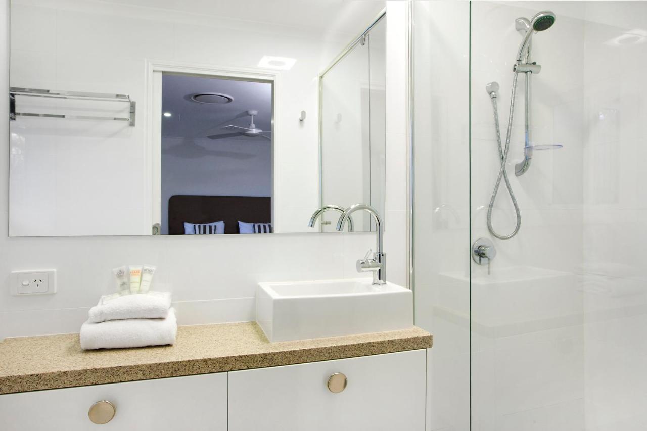 Noosa Outrigger Beach Resort