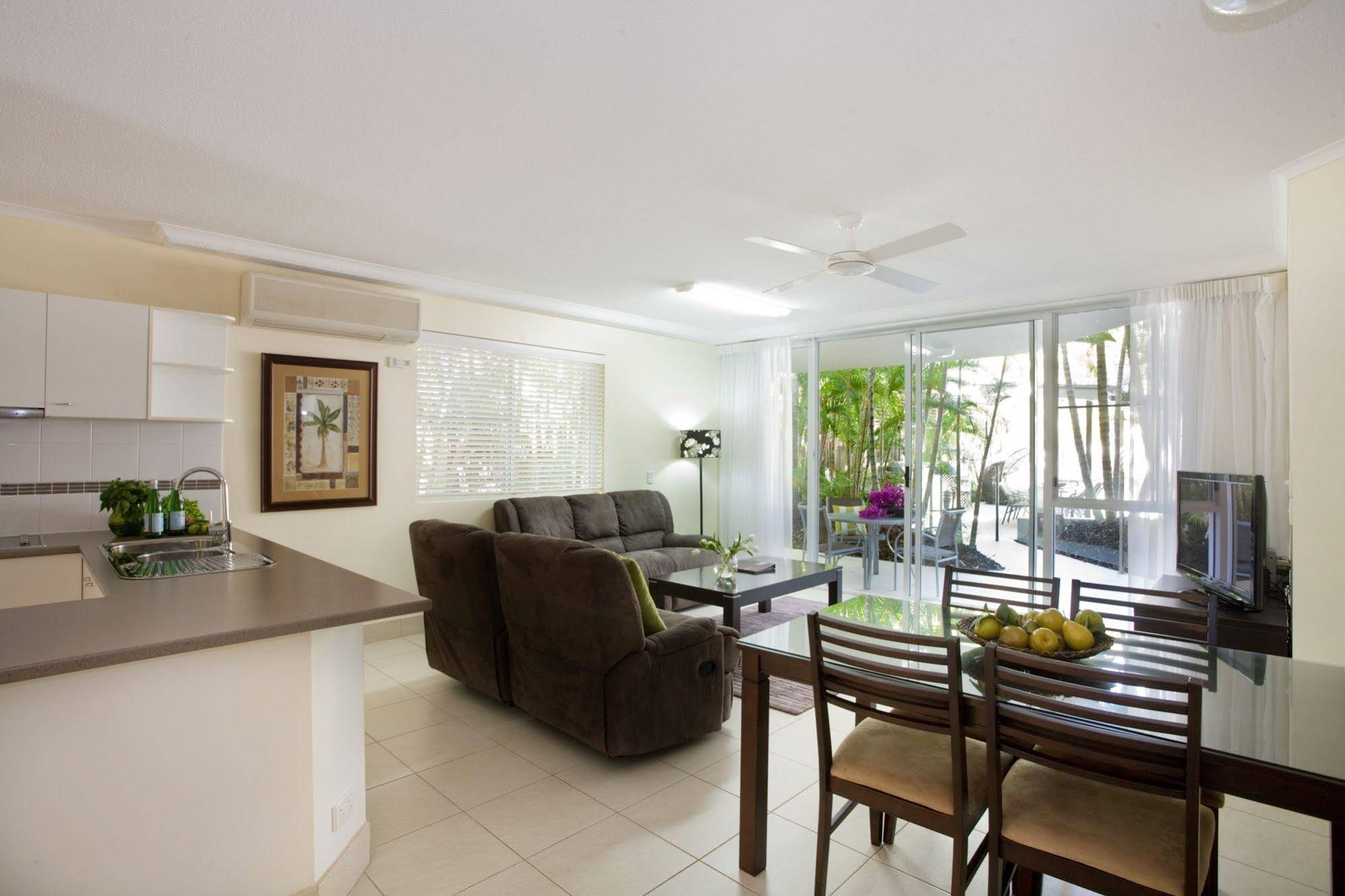 Noosa Tropicana