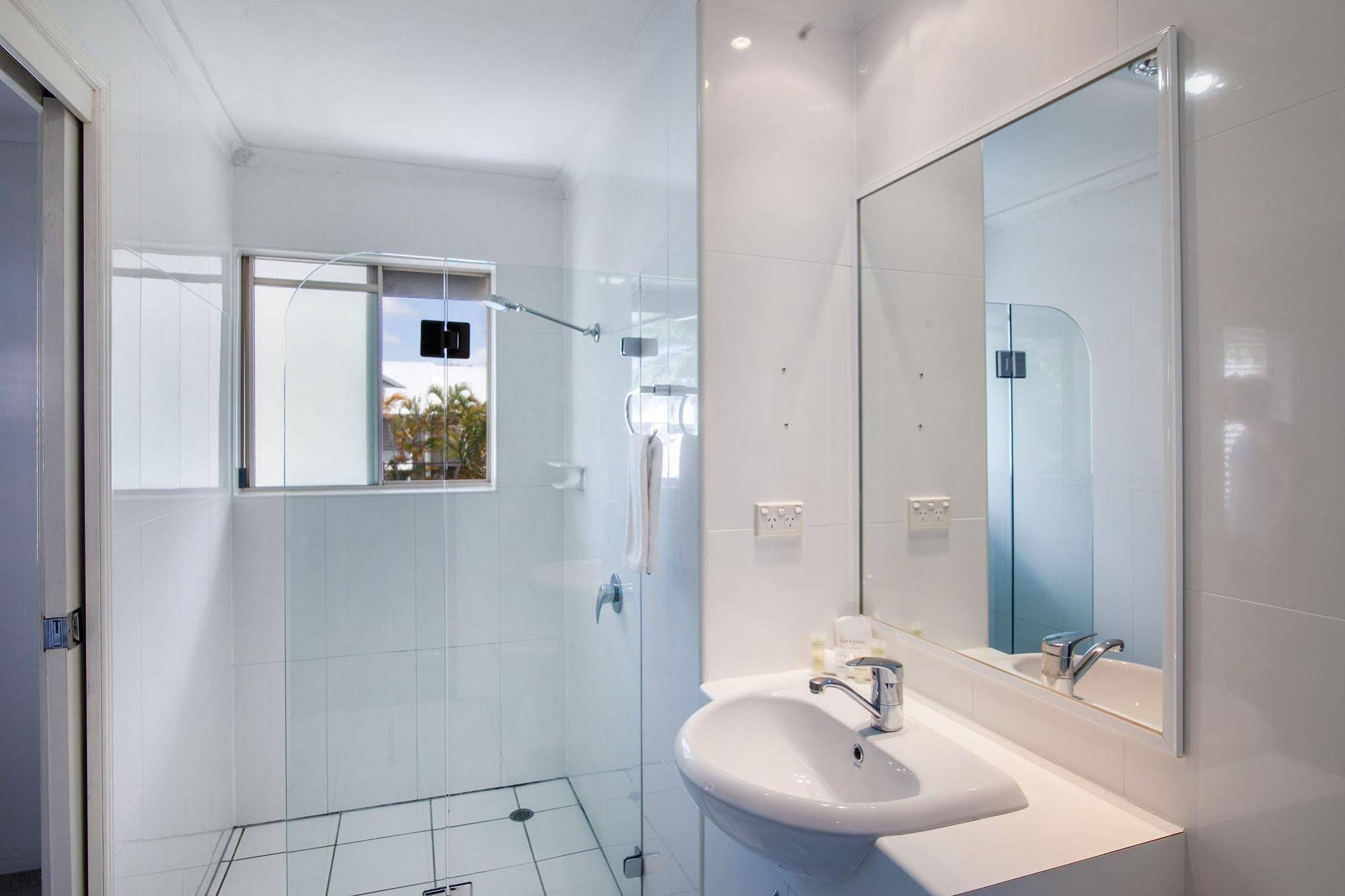 Pelican Beach Resort Noosa