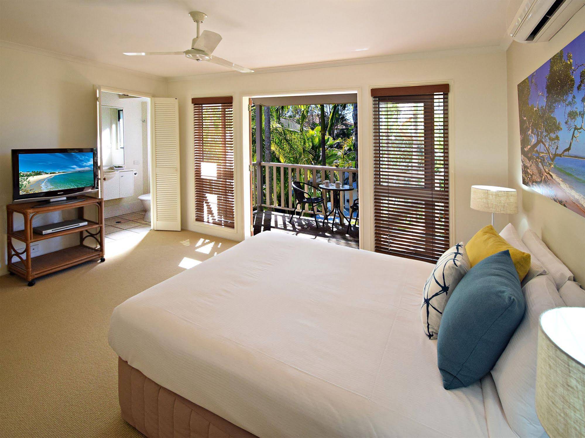 Sunset Cove Resort