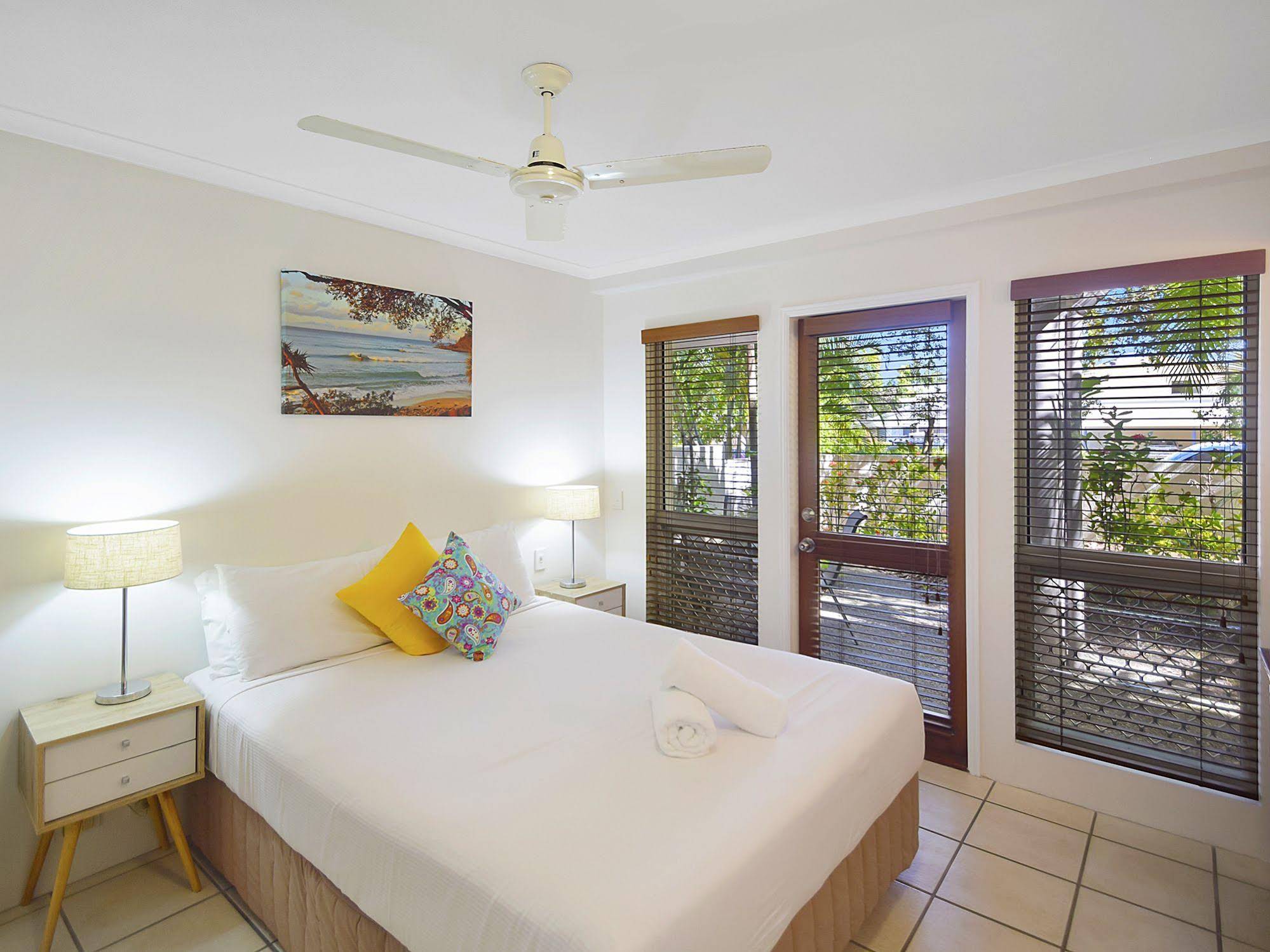 Sunset Cove Resort