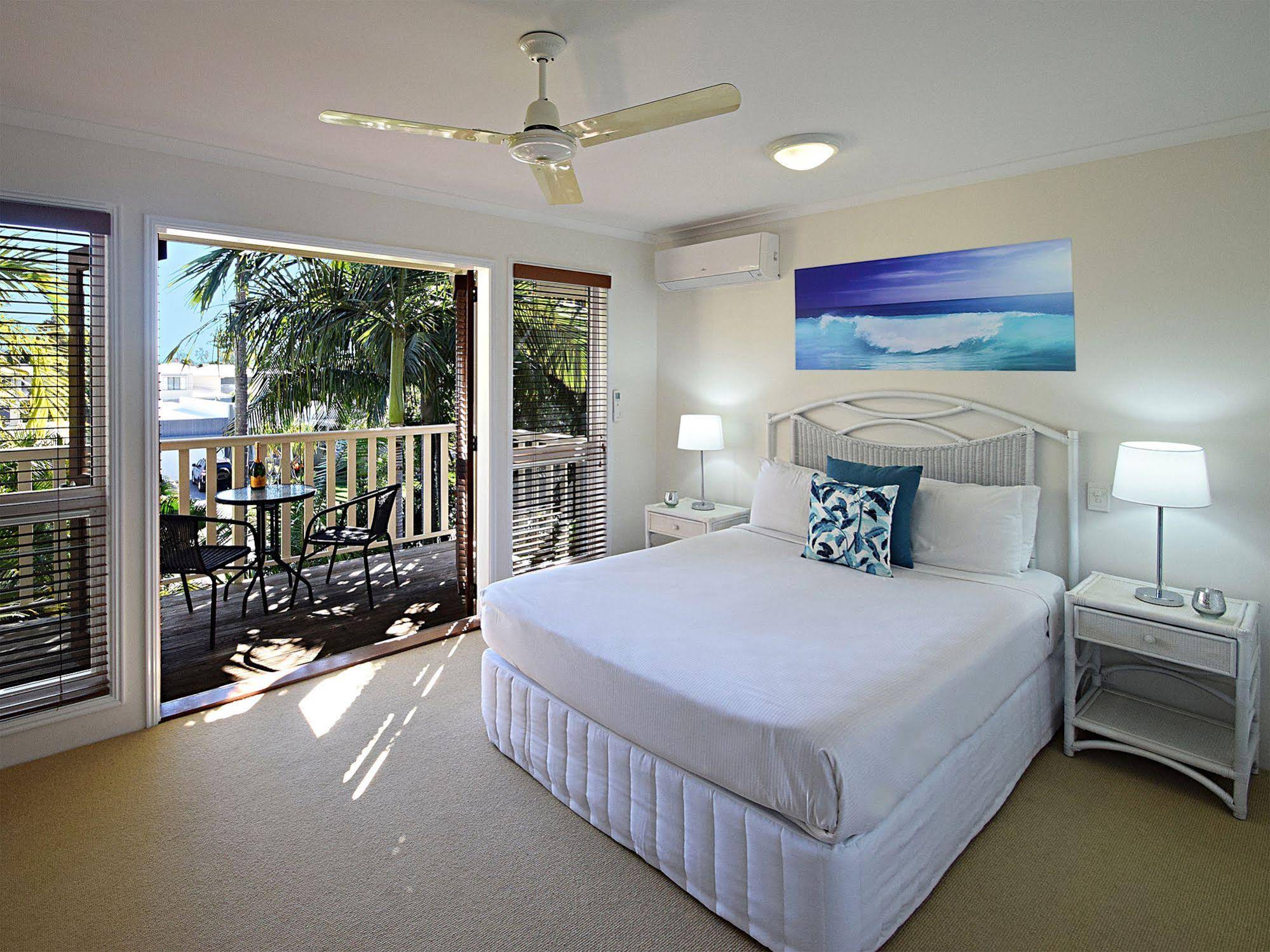 Sunset Cove Resort
