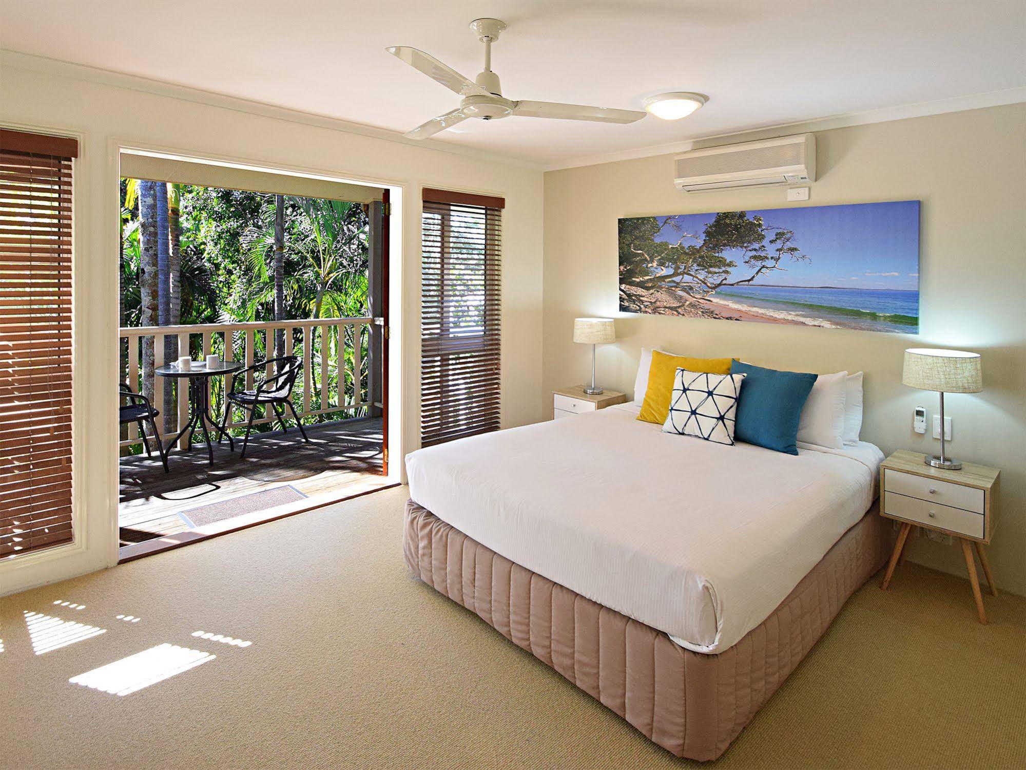 Sunset Cove Resort