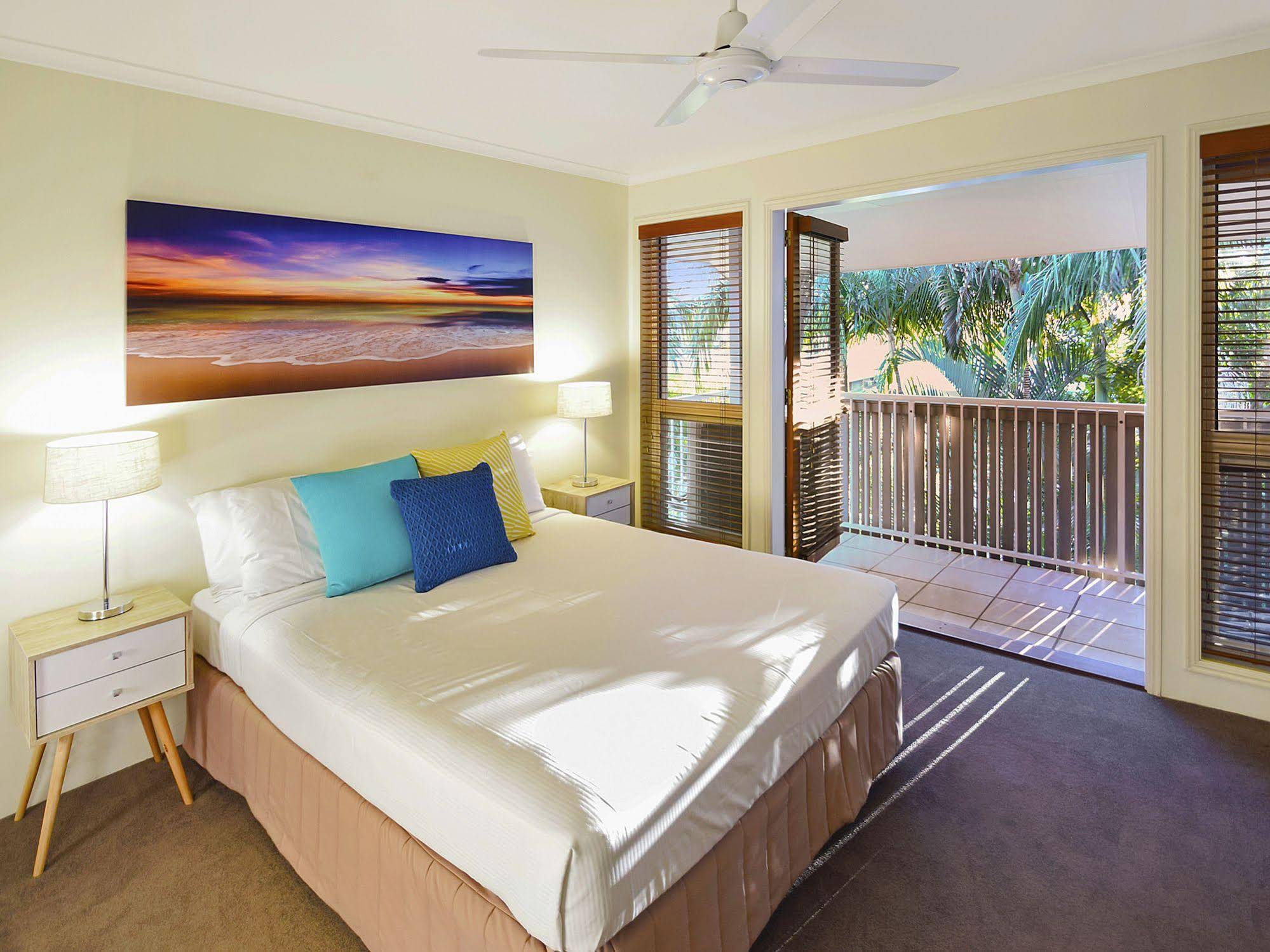 Sunset Cove Resort