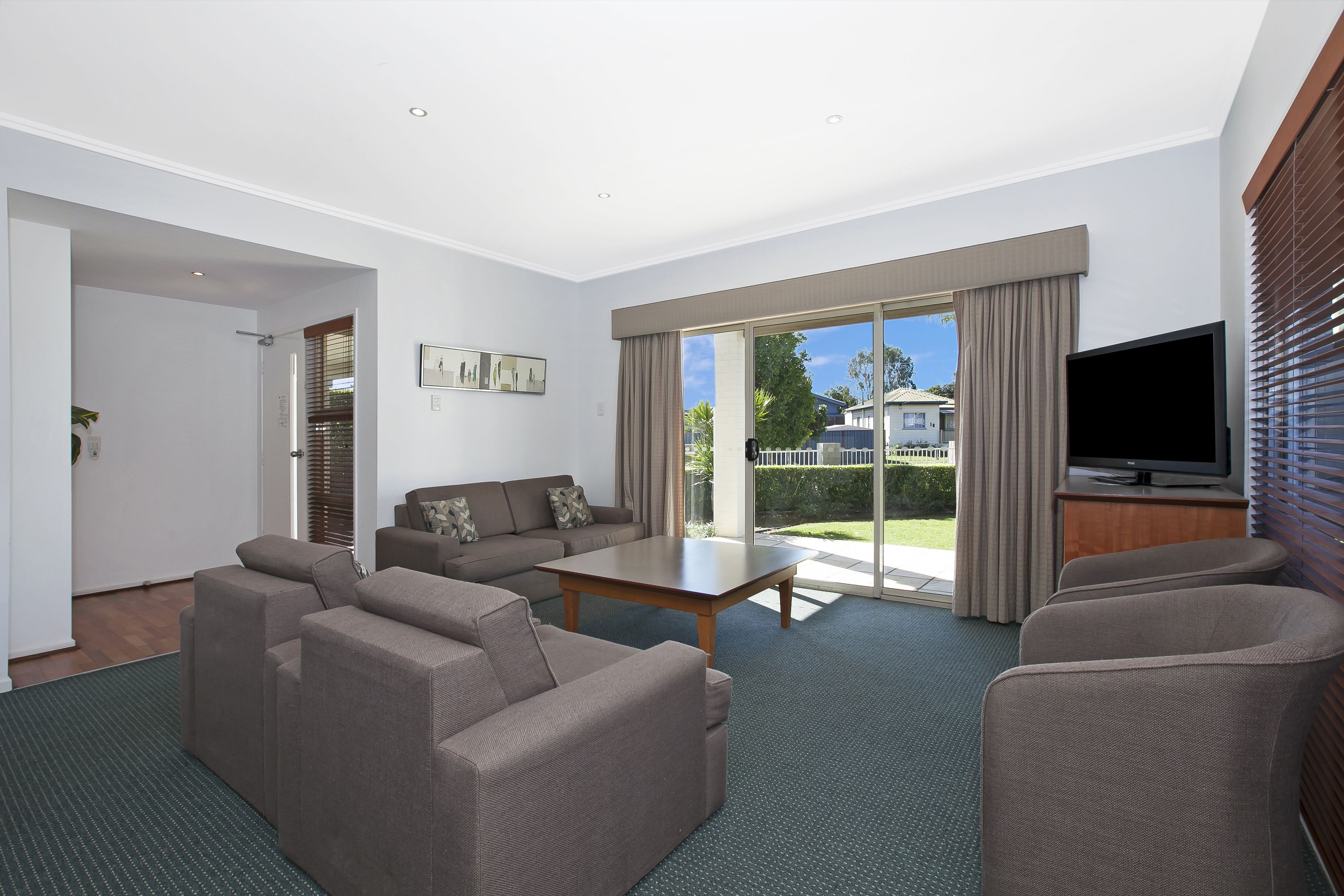 Comfort Inn & Suites Northgate Airport
