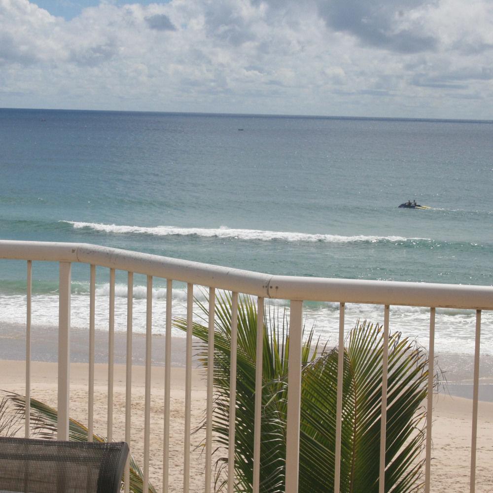Surfers Horizons