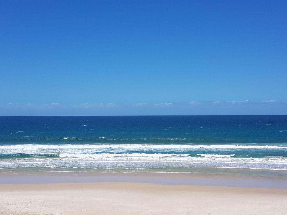 Surfers Horizons