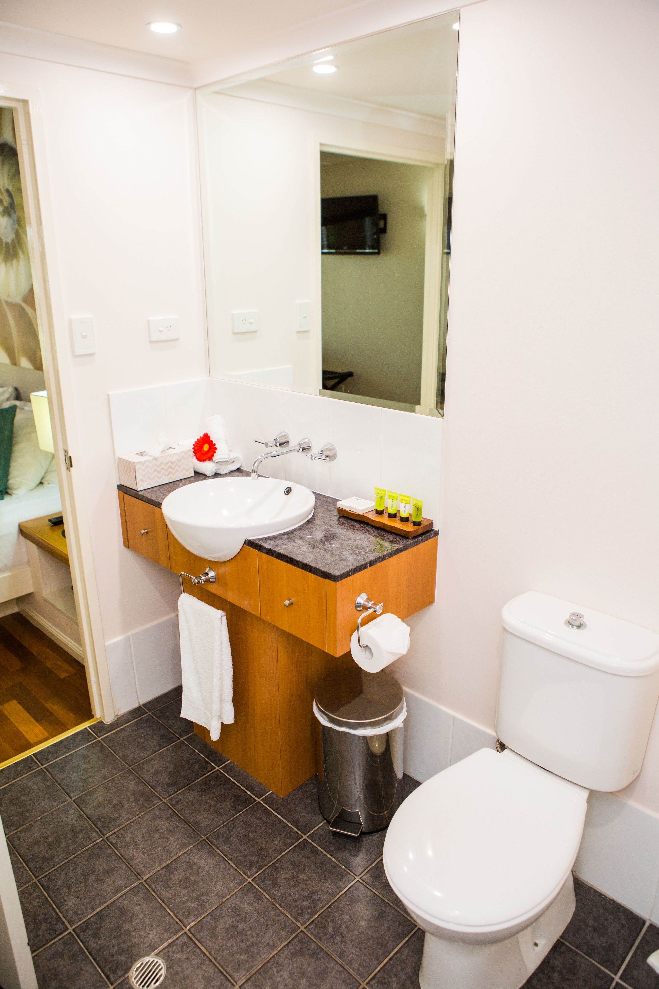 Alamanda Palm Cove by Lancemore