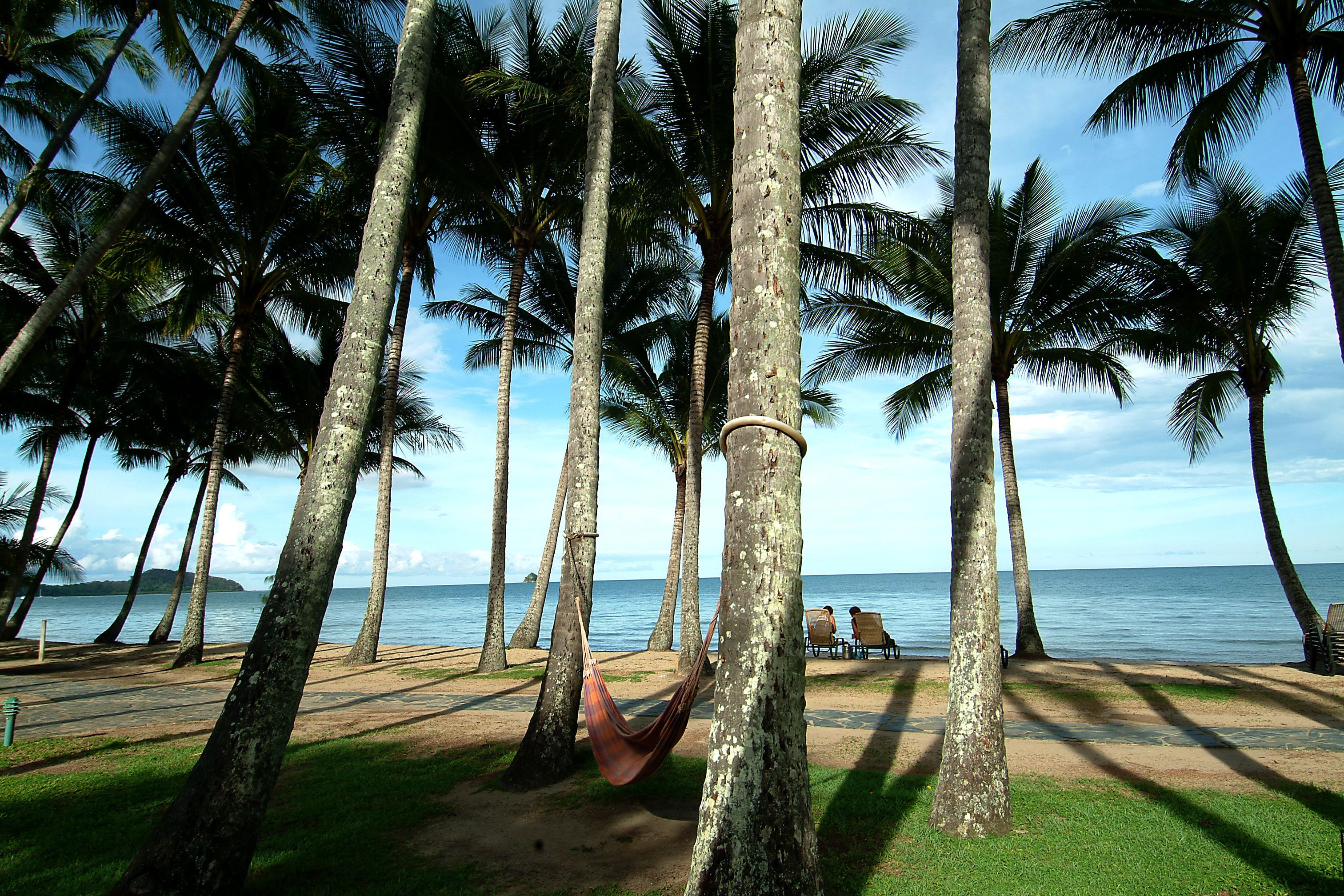 Alamanda Palm Cove by Lancemore