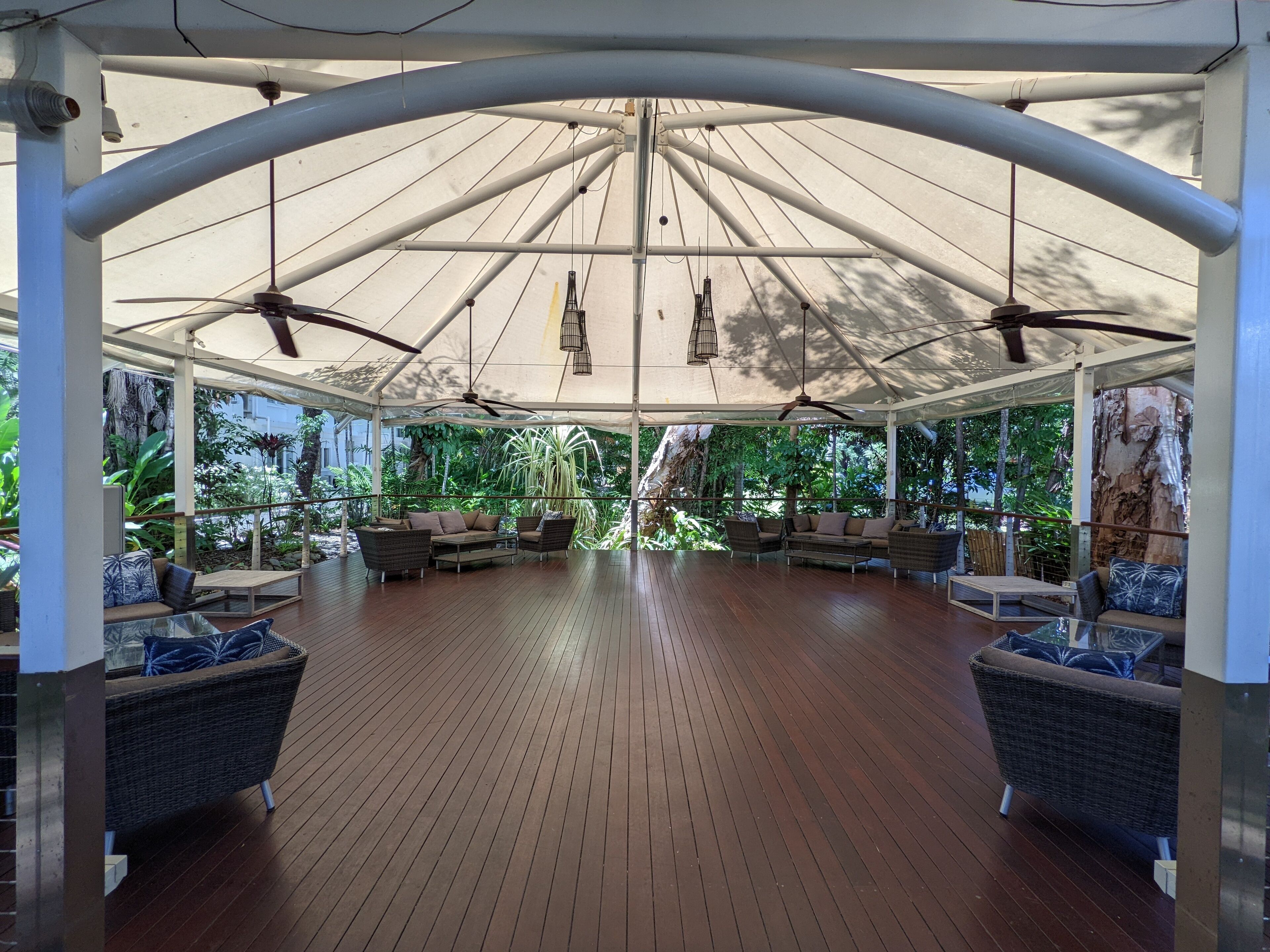 Alamanda Palm Cove by Lancemore