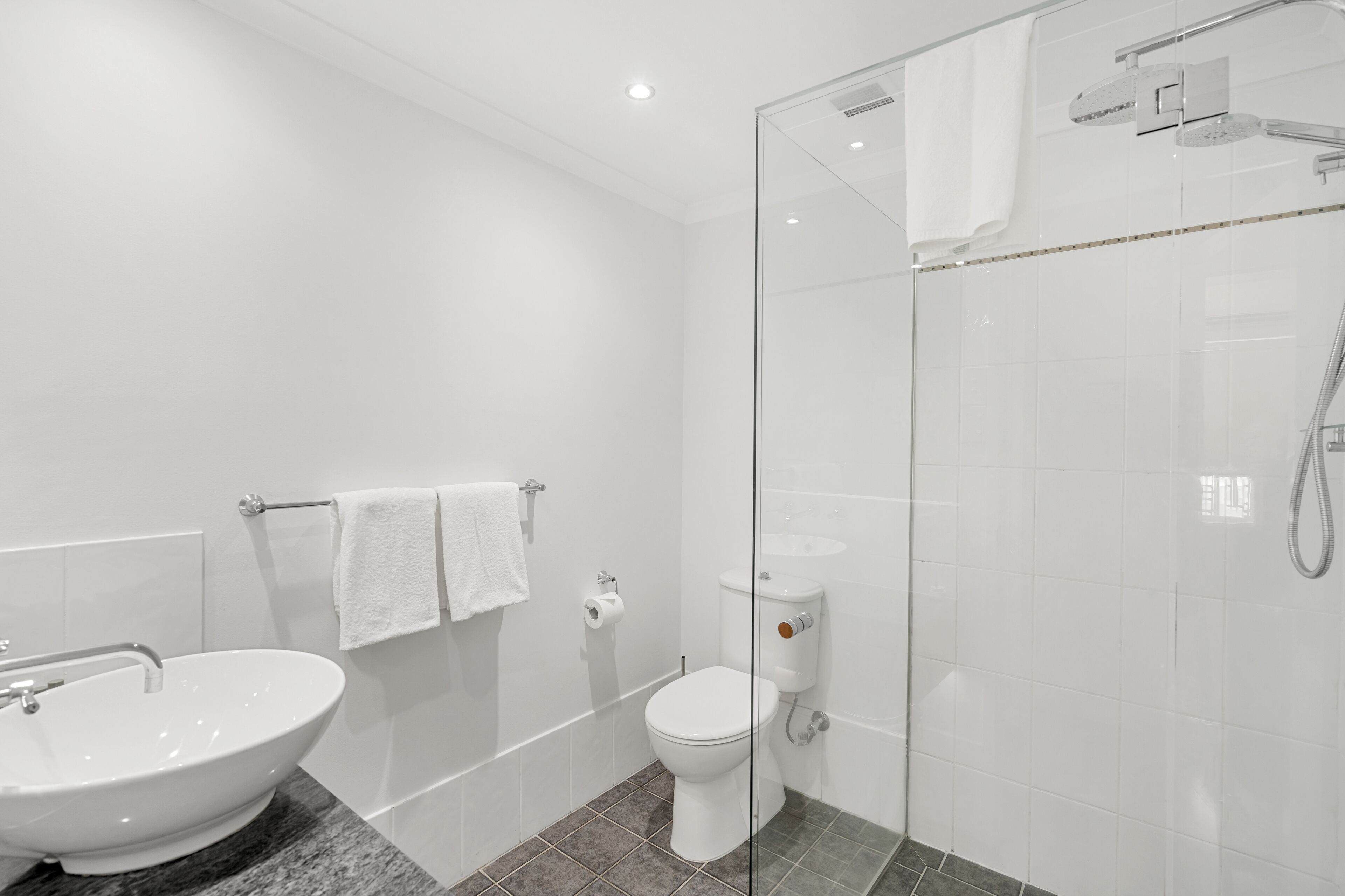 Alamanda Palm Cove by Lancemore