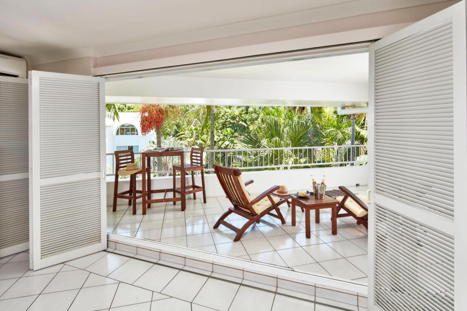 Alamanda Palm Cove by Lancemore