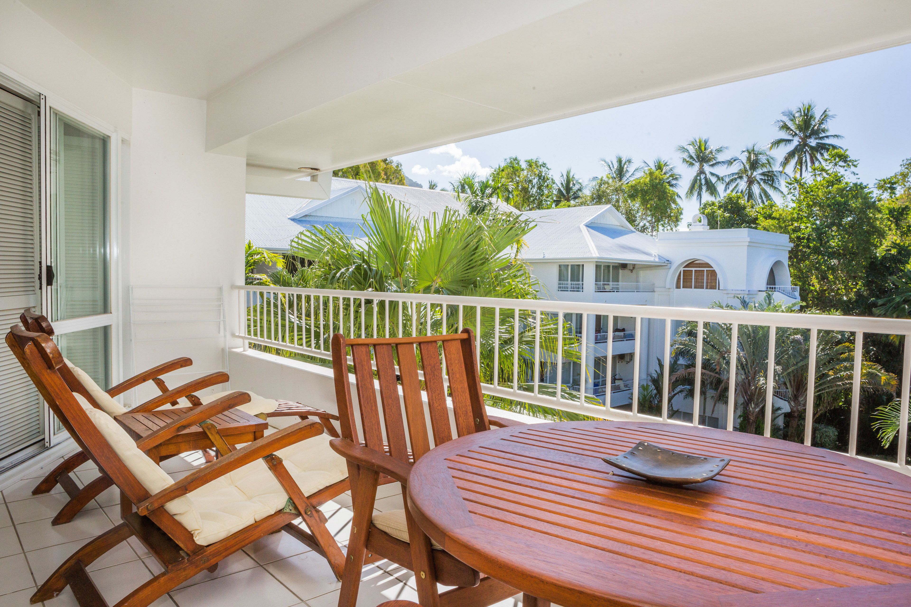 Alamanda Palm Cove by Lancemore