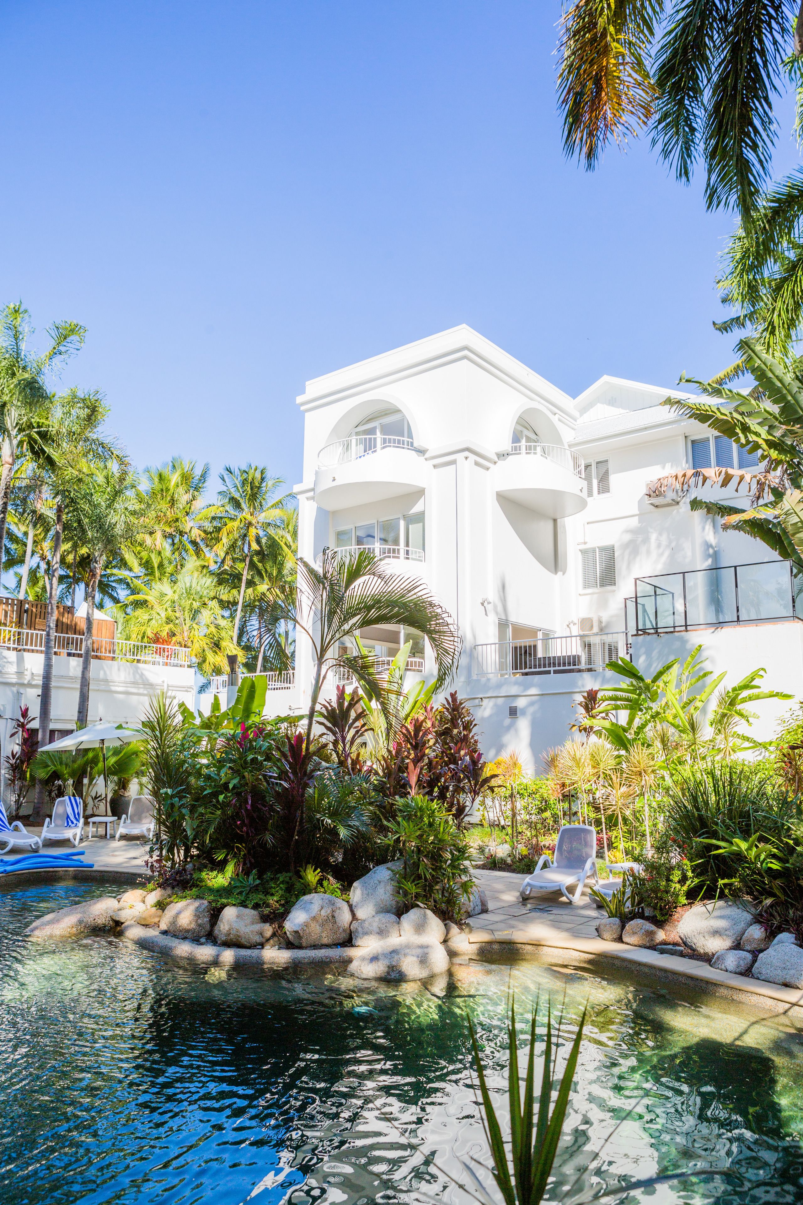 Alamanda Palm Cove by Lancemore