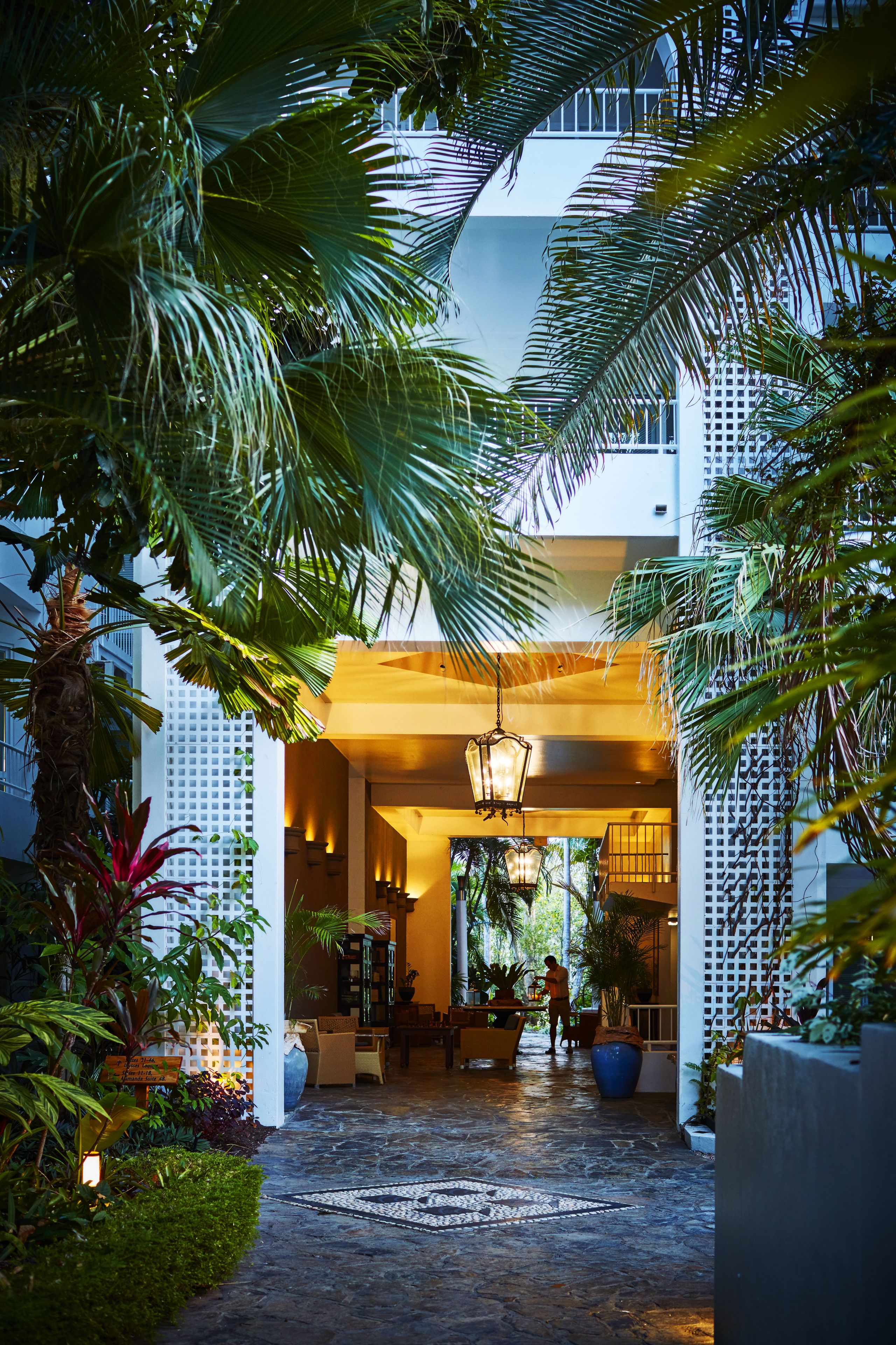 Alamanda Palm Cove by Lancemore