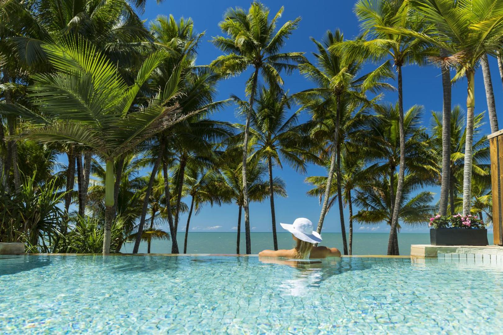 Alamanda Palm Cove by Lancemore