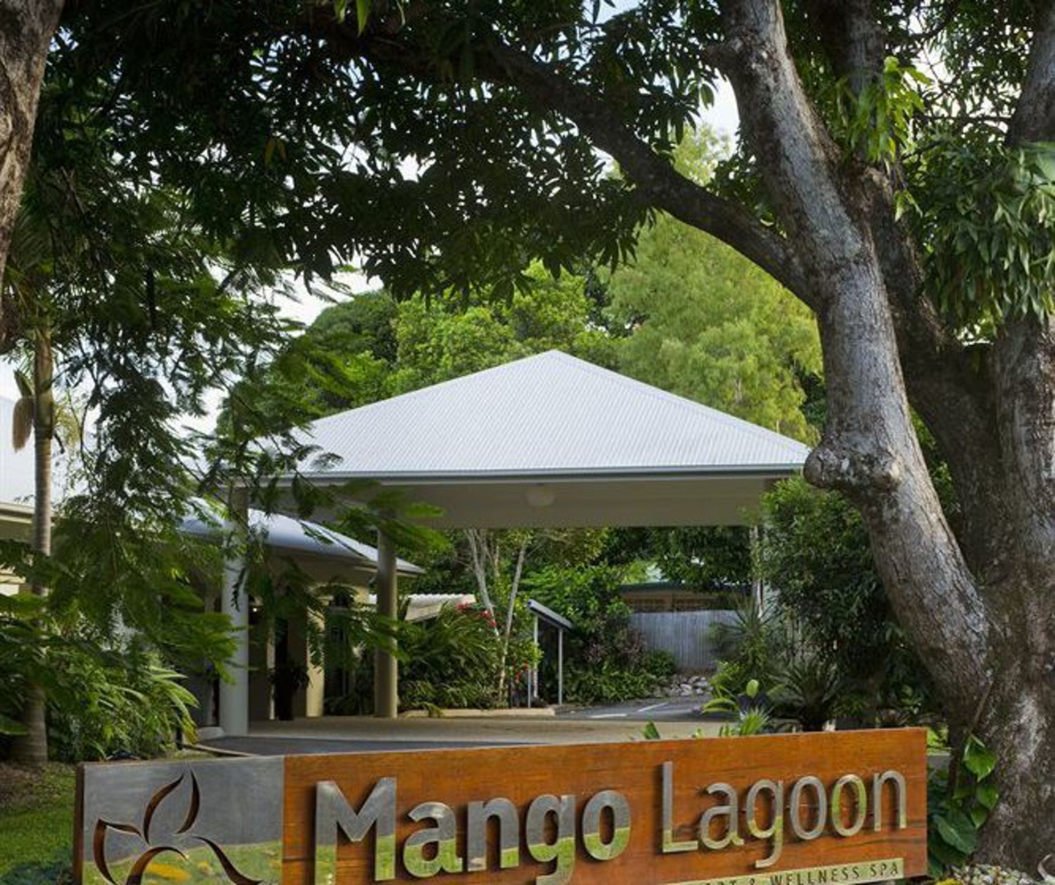 Mango Lagoon Resort & Wellness Spa