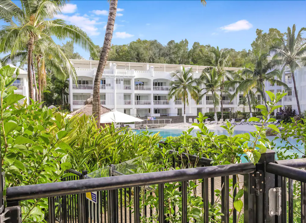 The Beach Club Luxury Private Apartments