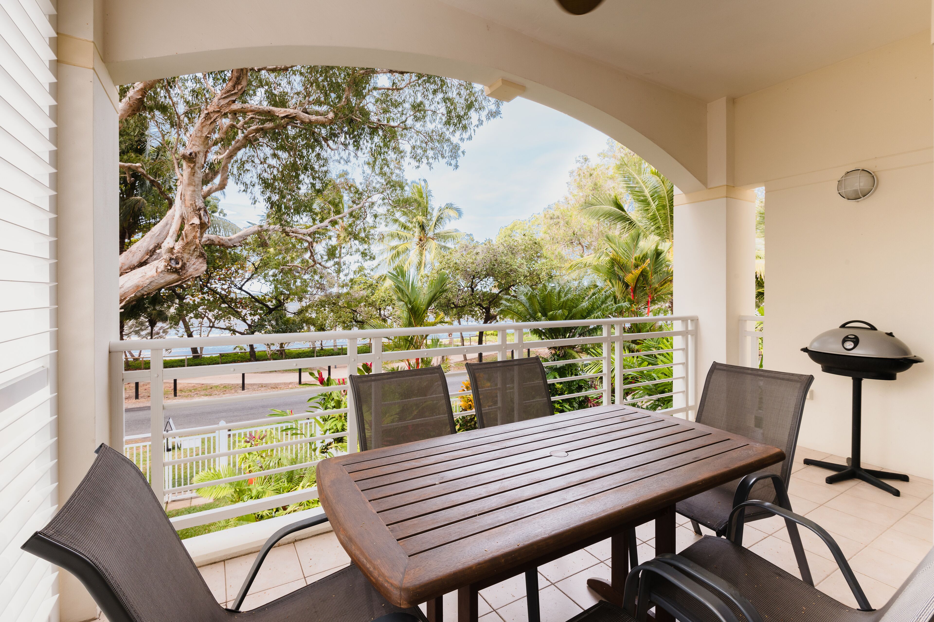 Villa Beach Palm Cove