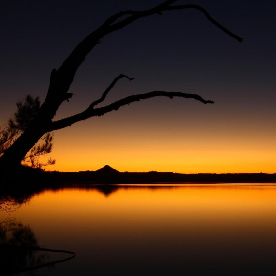 Lake Weyba Cottages Noosa