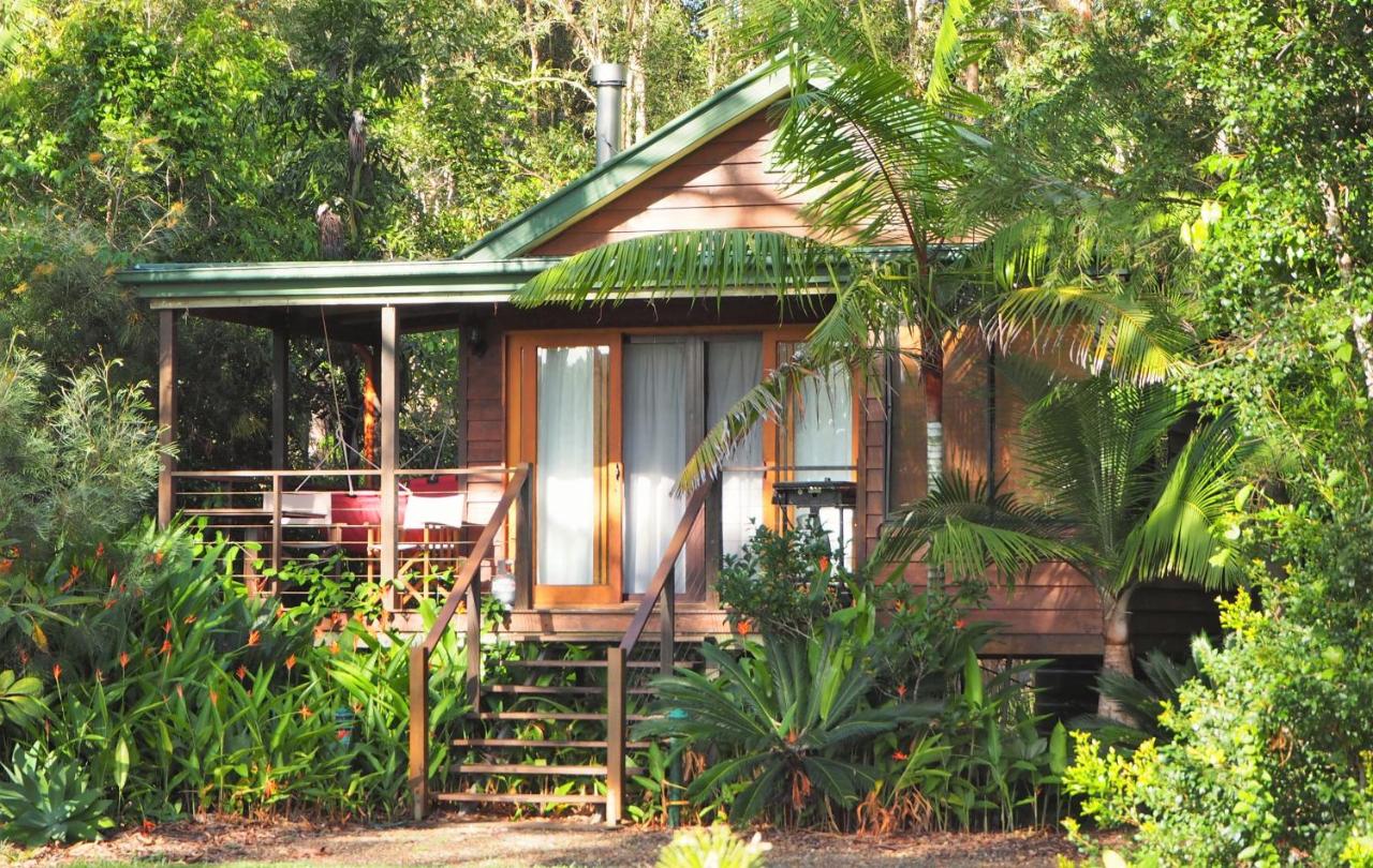 Lake Weyba Cottages Noosa