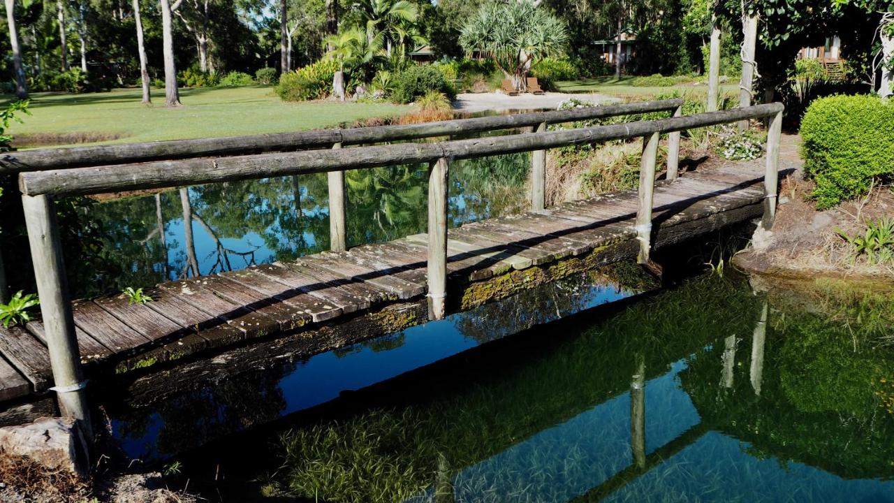 Lake Weyba Cottages Noosa