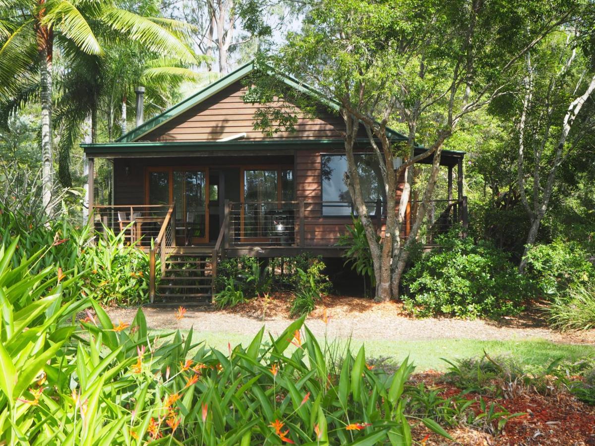 Lake Weyba Cottages Noosa