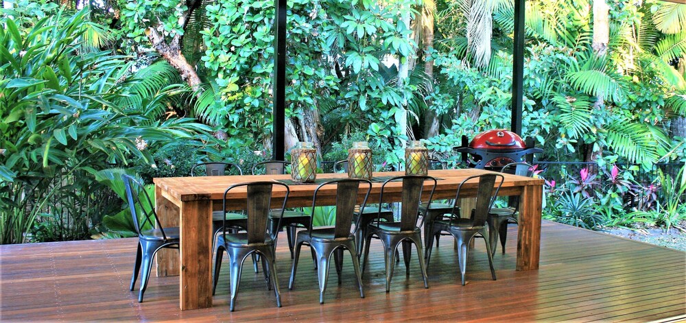 Atoll Close Port Douglas Holiday House