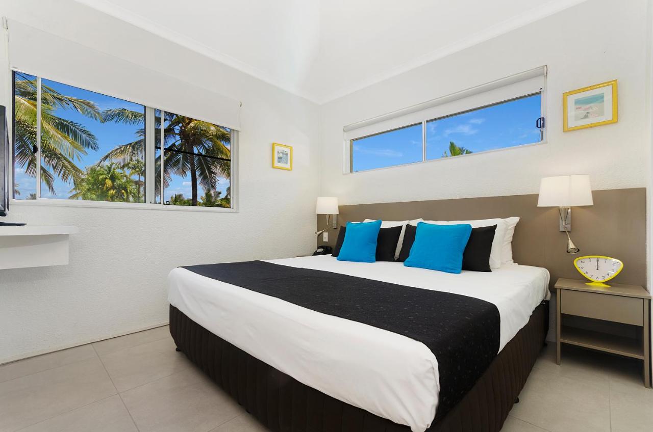 By The Sea Port Douglas