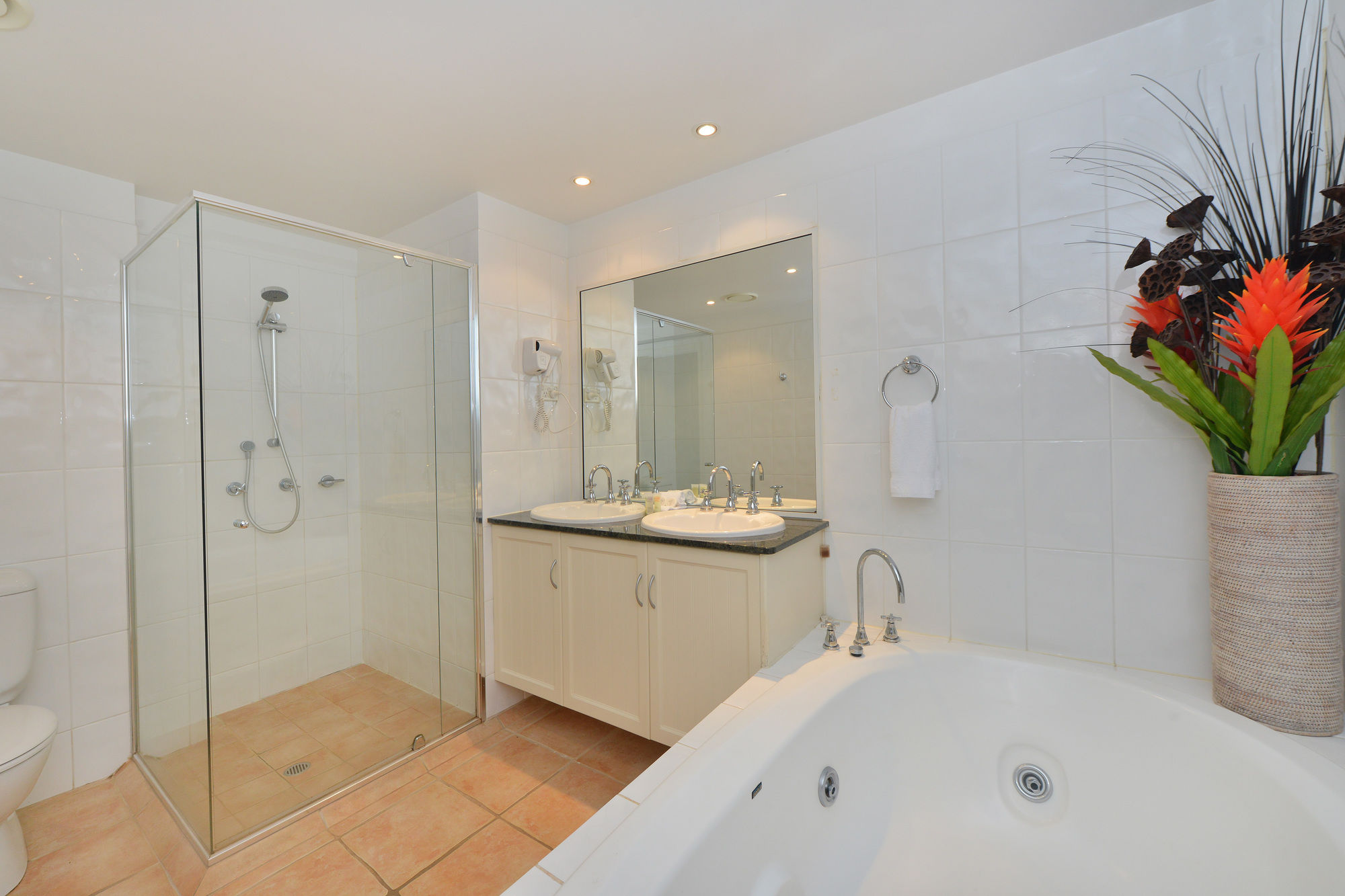 Cayman Villas Port Douglas