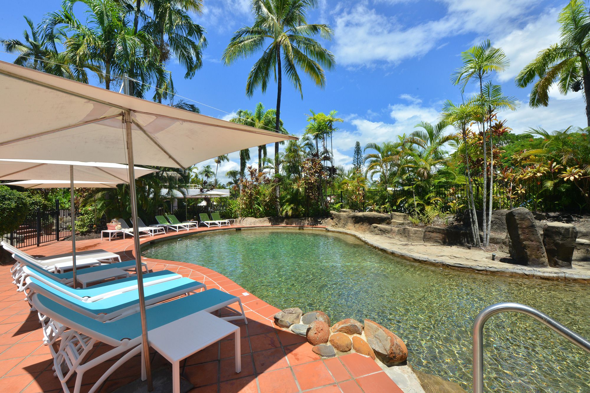Club Tropical Resort