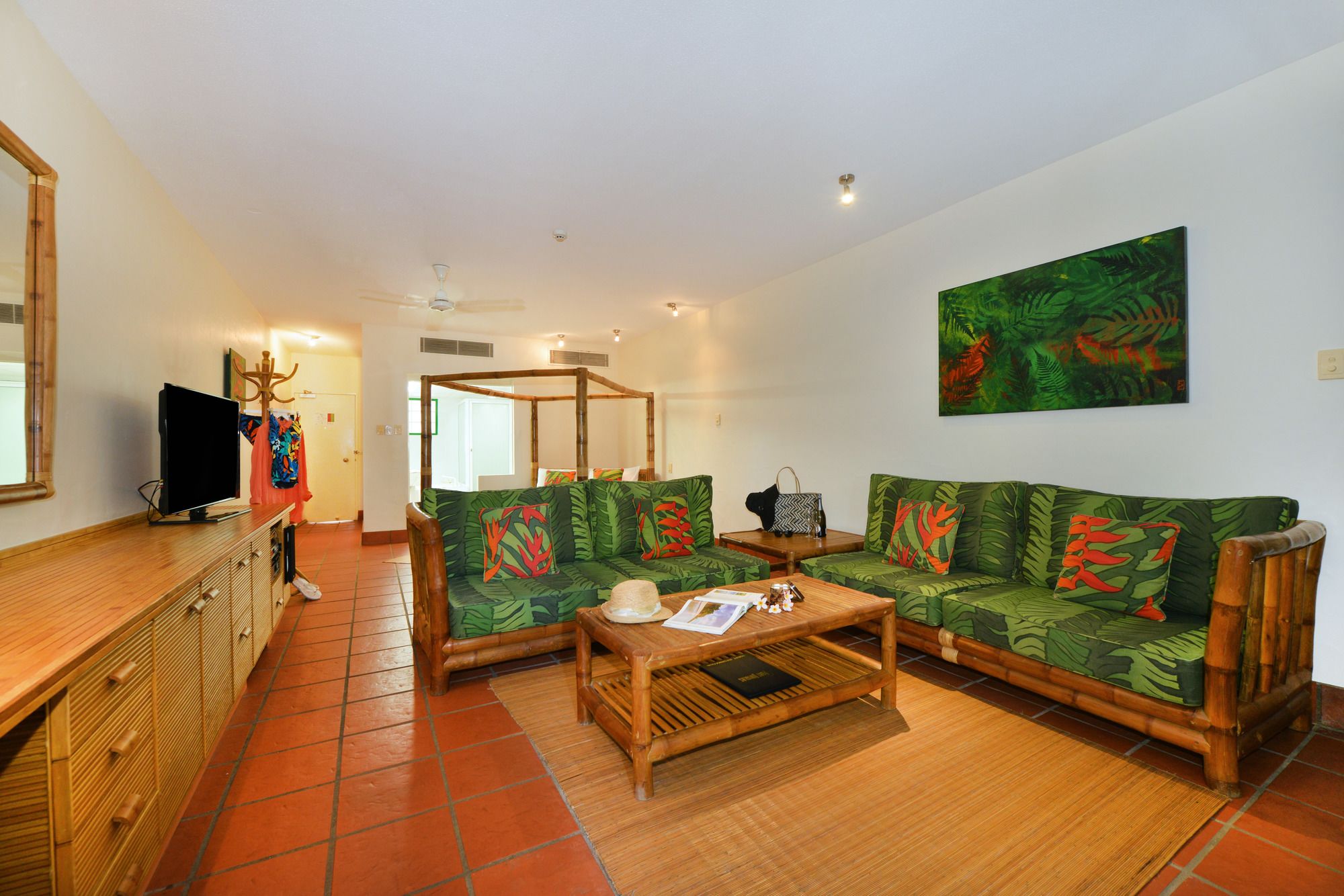 Club Tropical Resort
