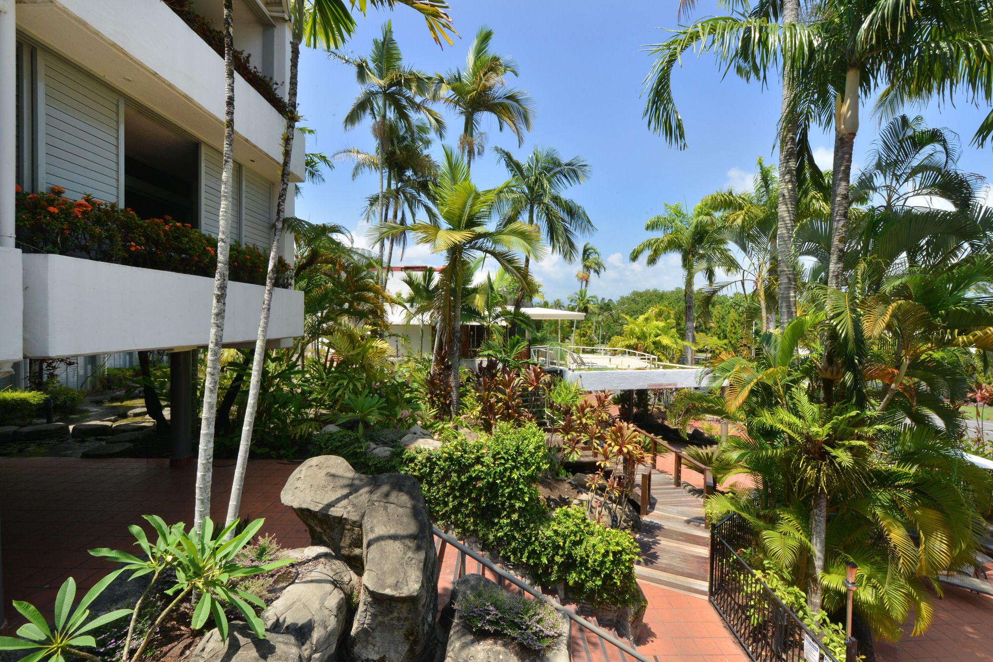 Club Tropical Resort