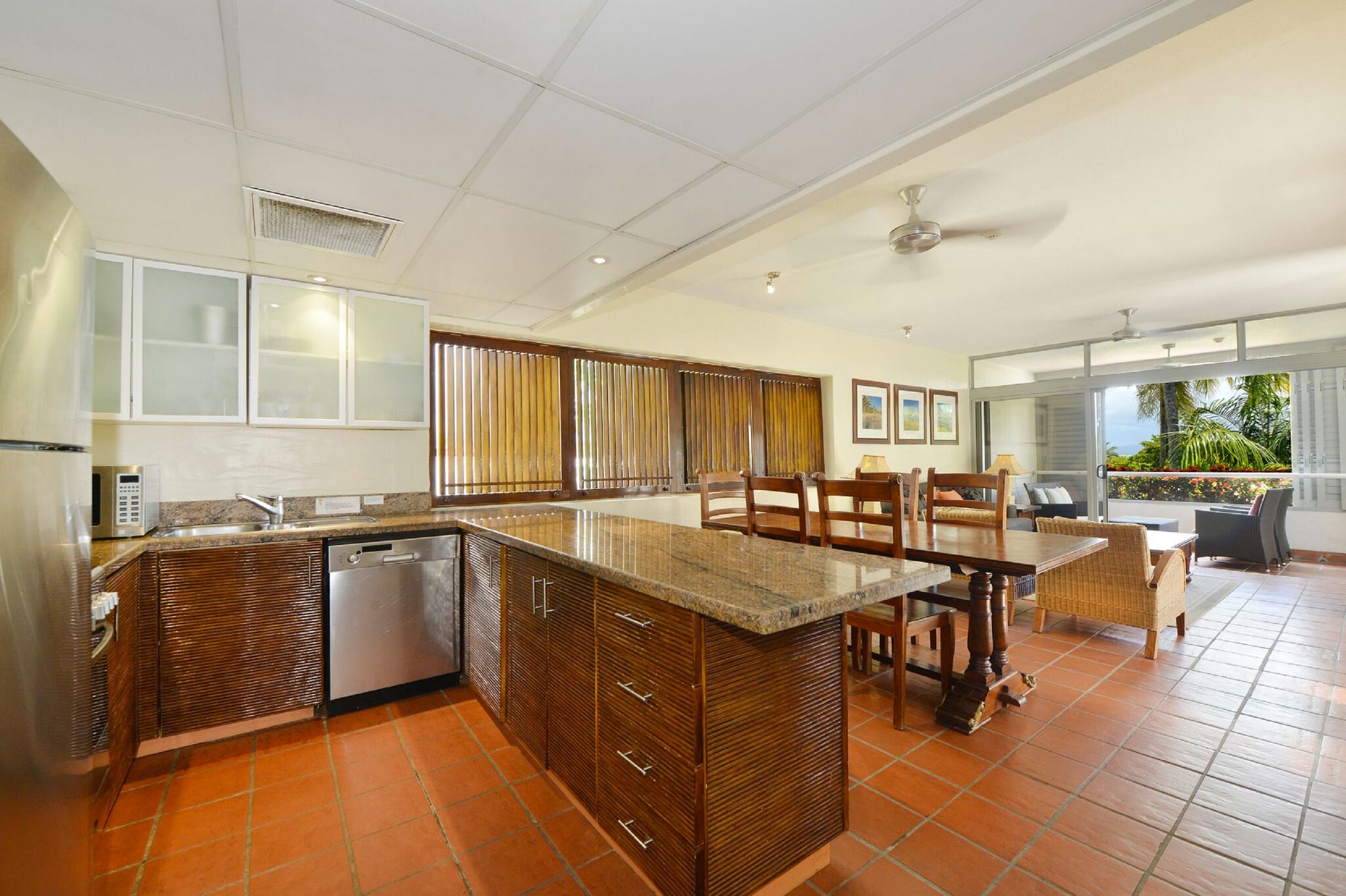 Club Tropical Resort