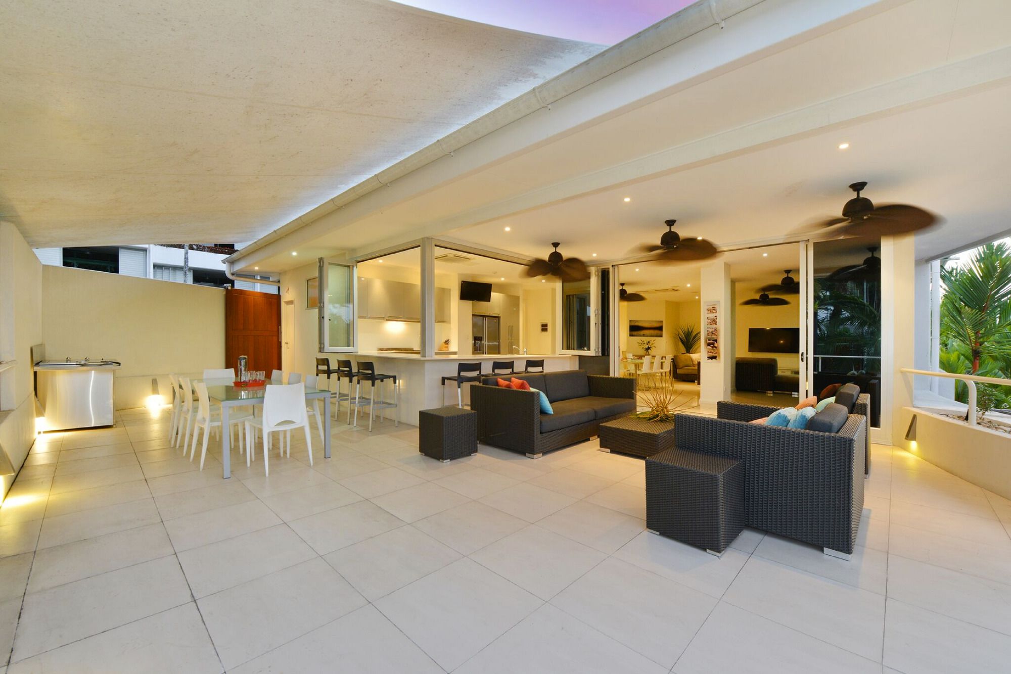 Club Tropical Resort
