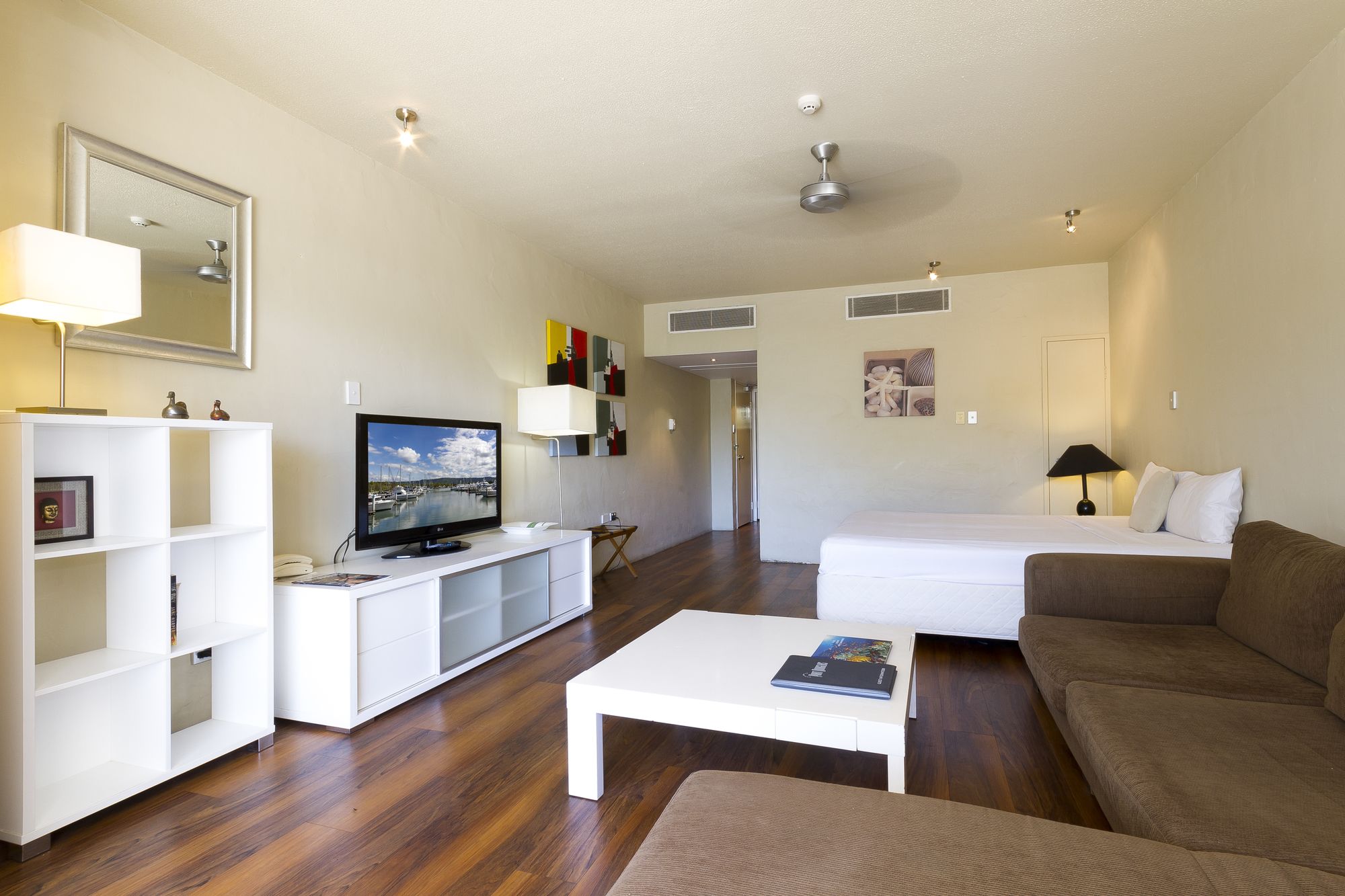 Club Tropical Resort
