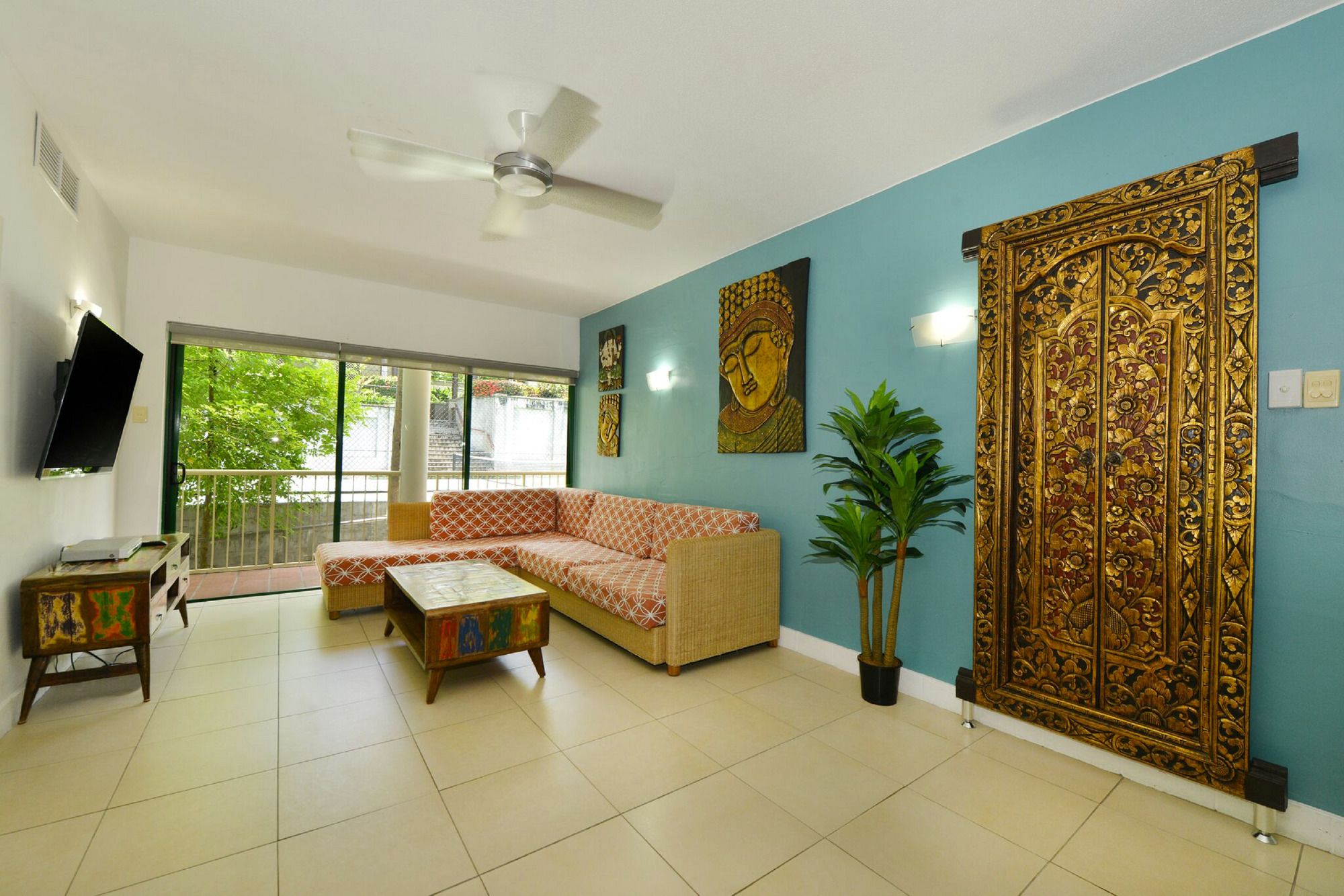 Club Tropical Resort