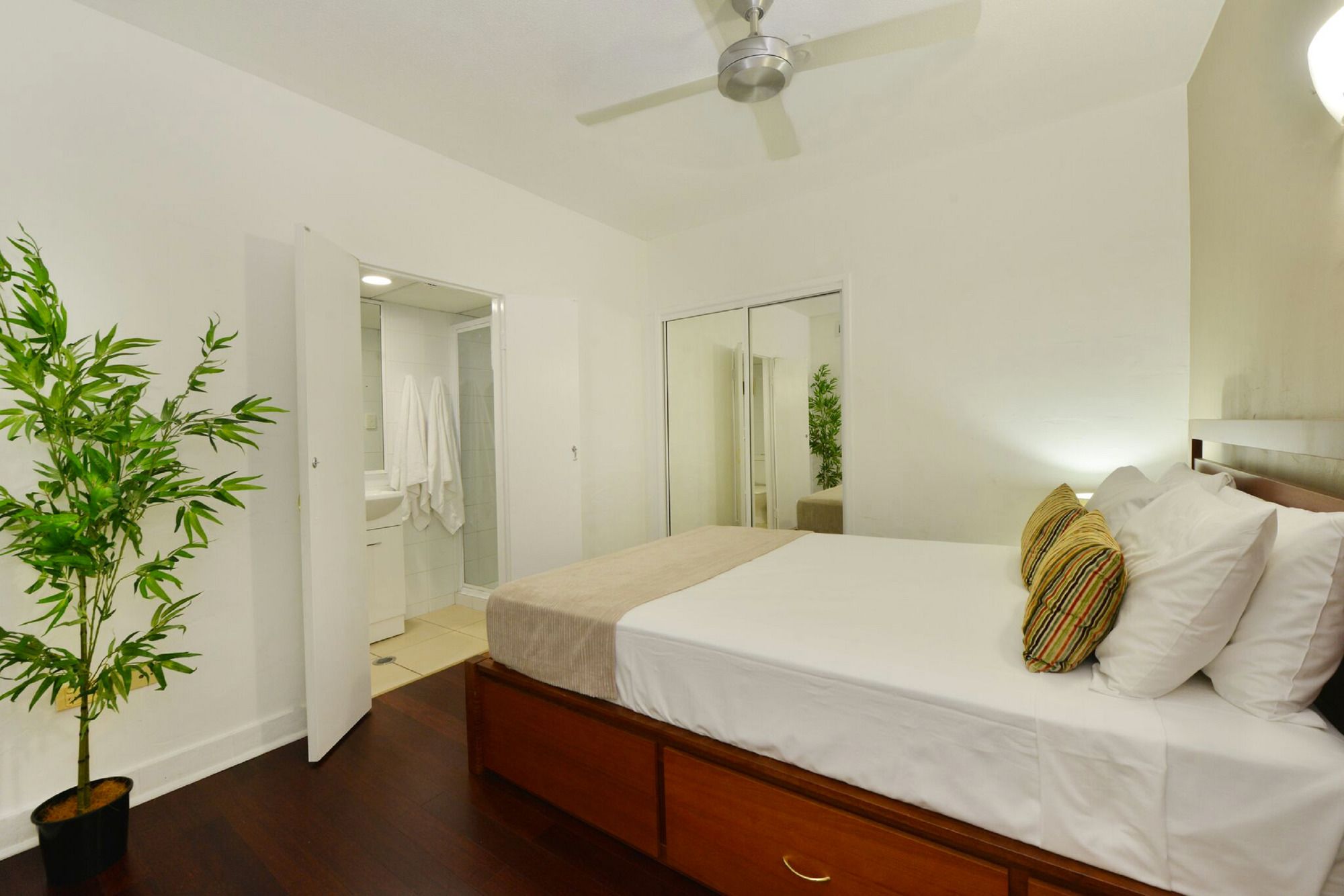 Club Tropical Resort