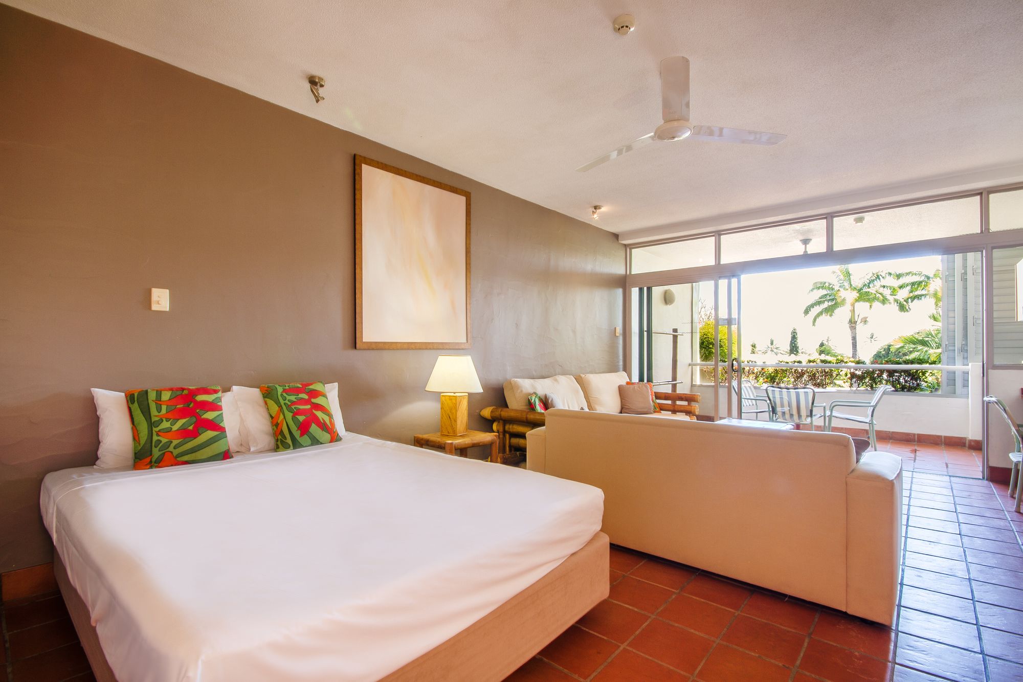 Club Tropical Resort