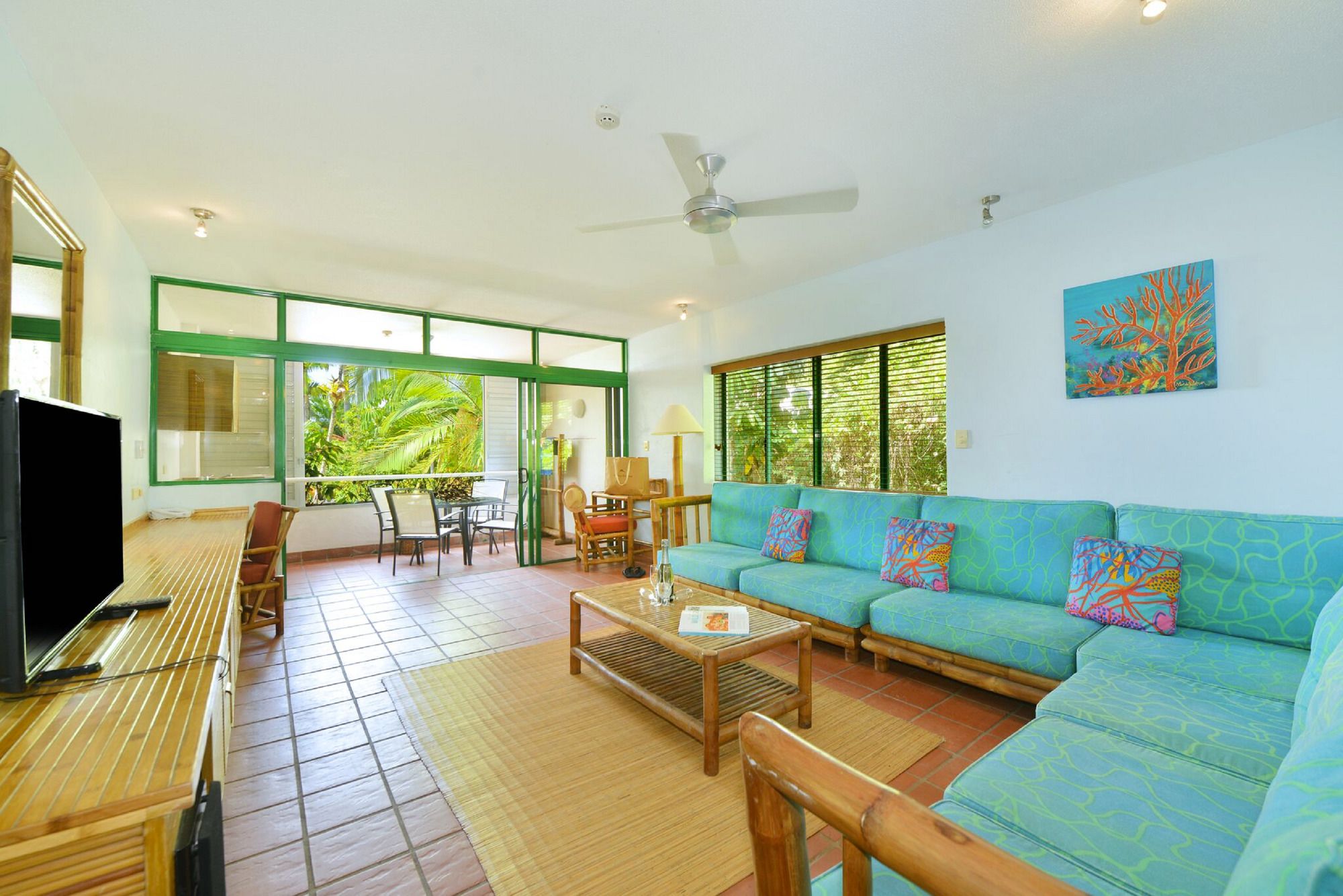 Club Tropical Resort