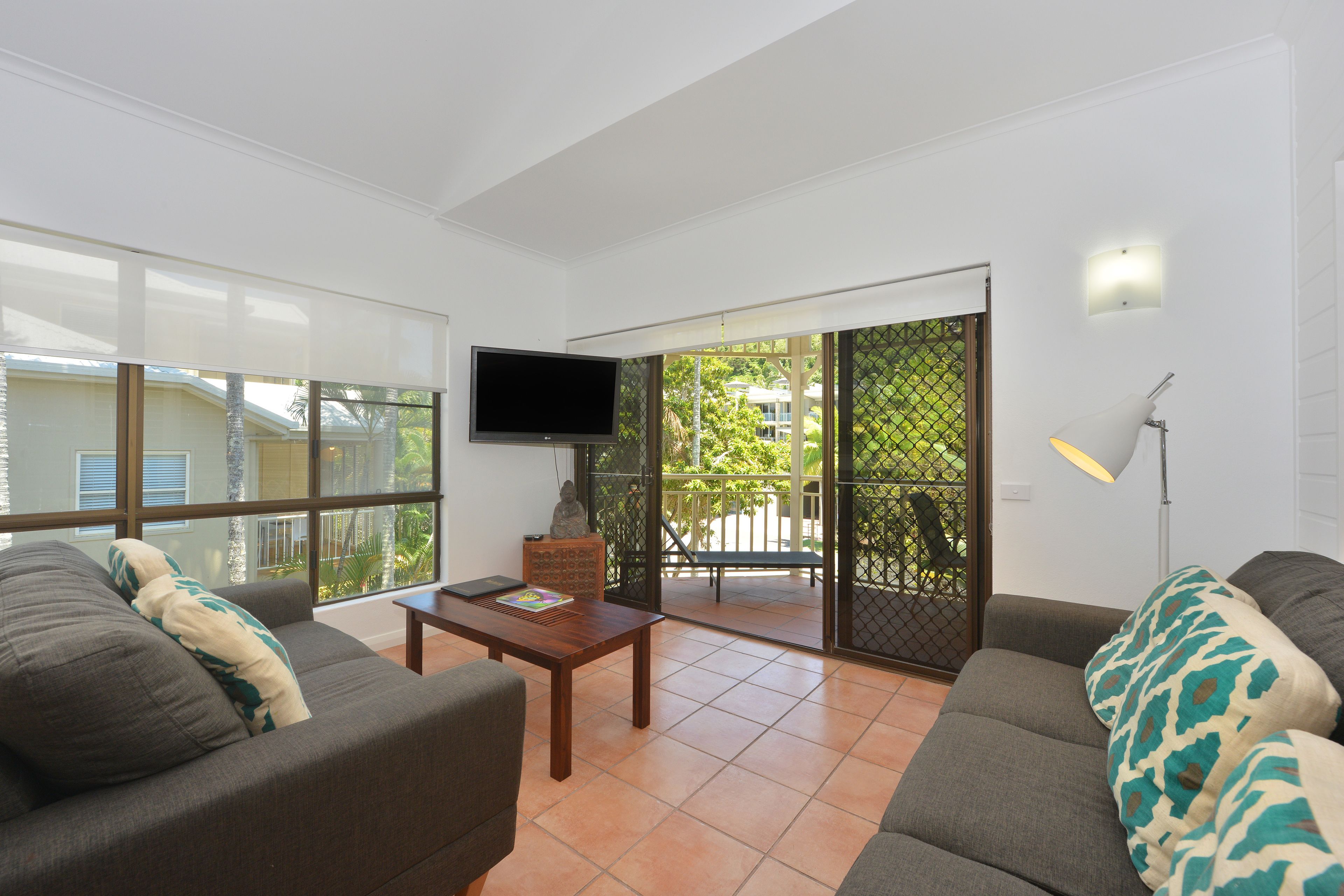 Driftwood Mantaray Holiday Apartments